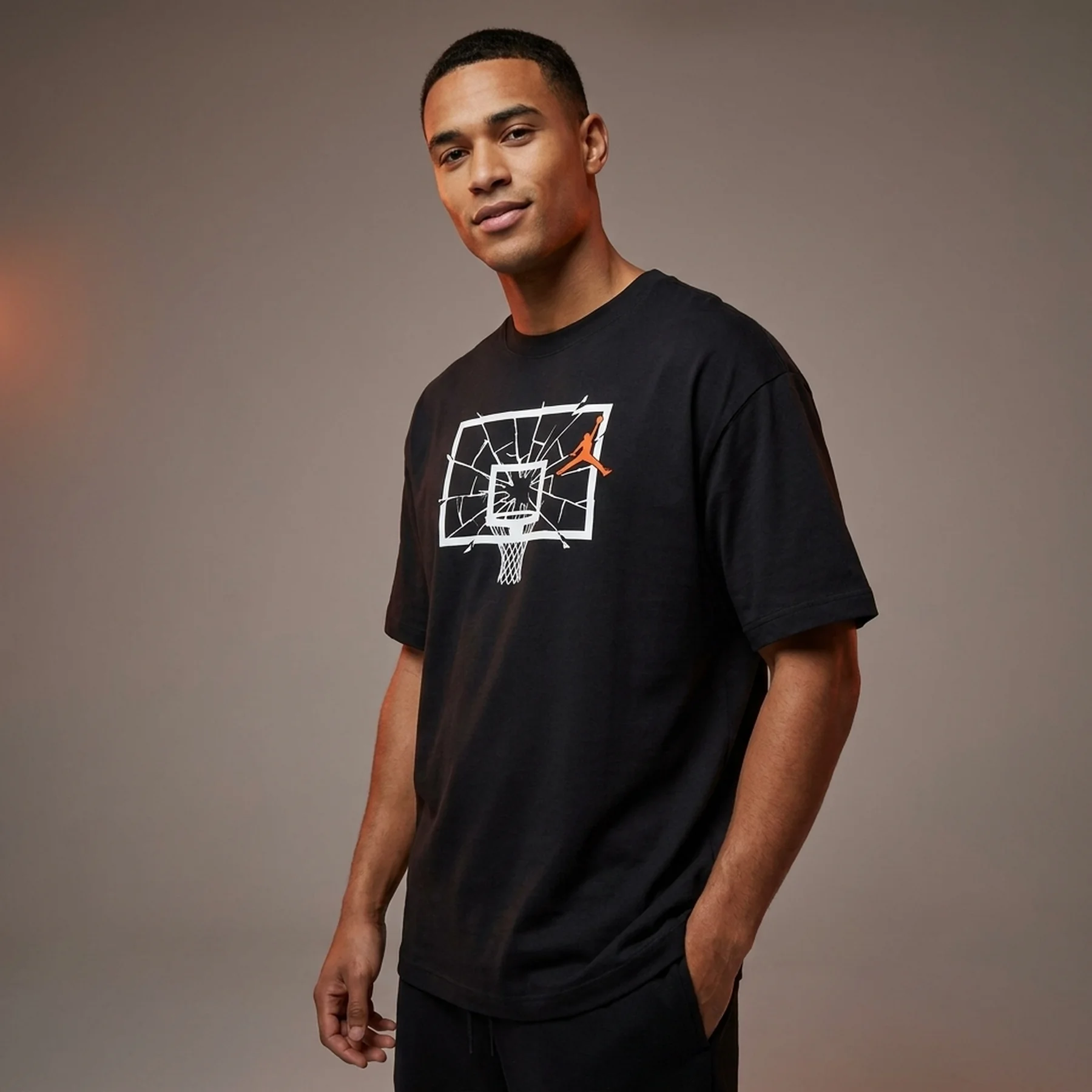 Футболка чоловіча Nike Brk Svv Ovsz Gfx Ss Crew Black (IB3297-045)