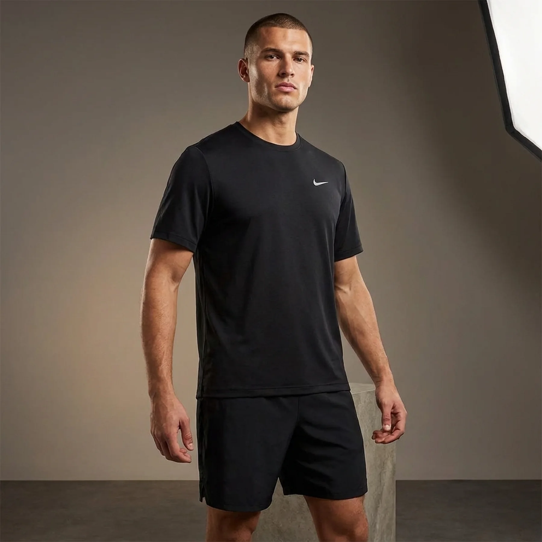 Футболка чоловіча Nike Df Hyverse Top Black (FV9614-010)