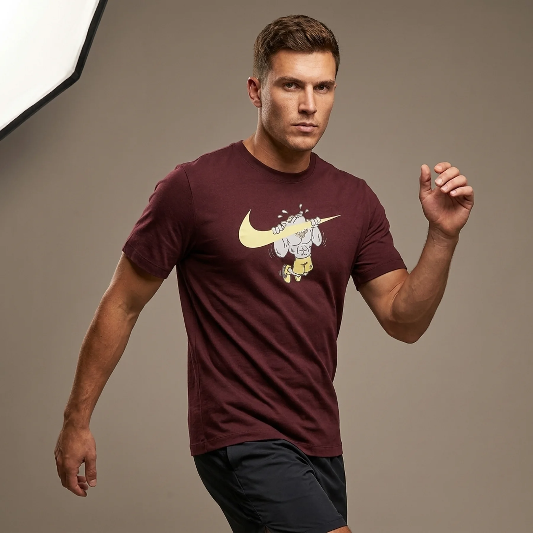 Футболка чоловіча Nike Dri-Fit Fitness T-Shirt (HF6142-010)