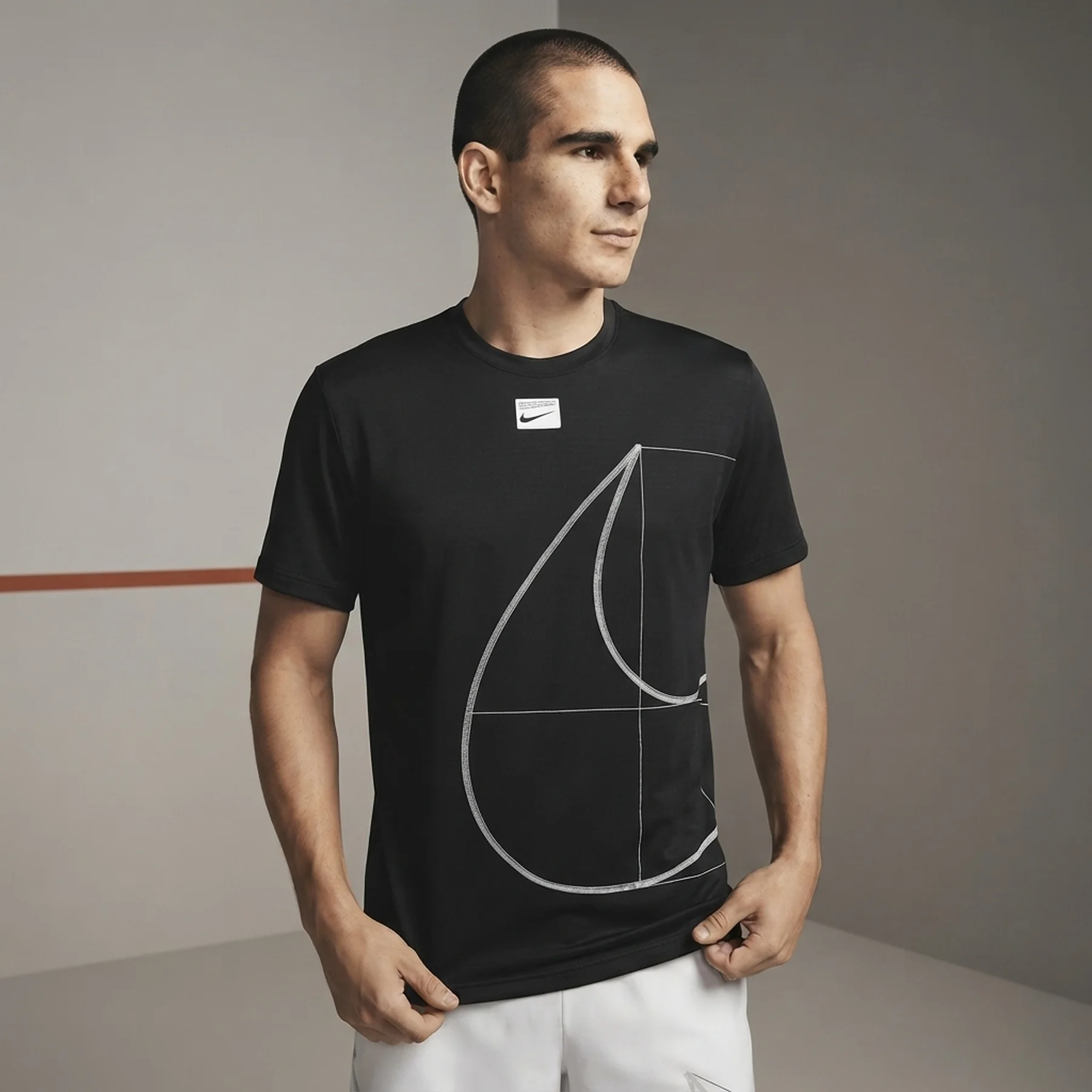 Футболка чоловіча Nike Dri-Fit Q5 Short-Sleeve Fitness Top (DQ6626-010)