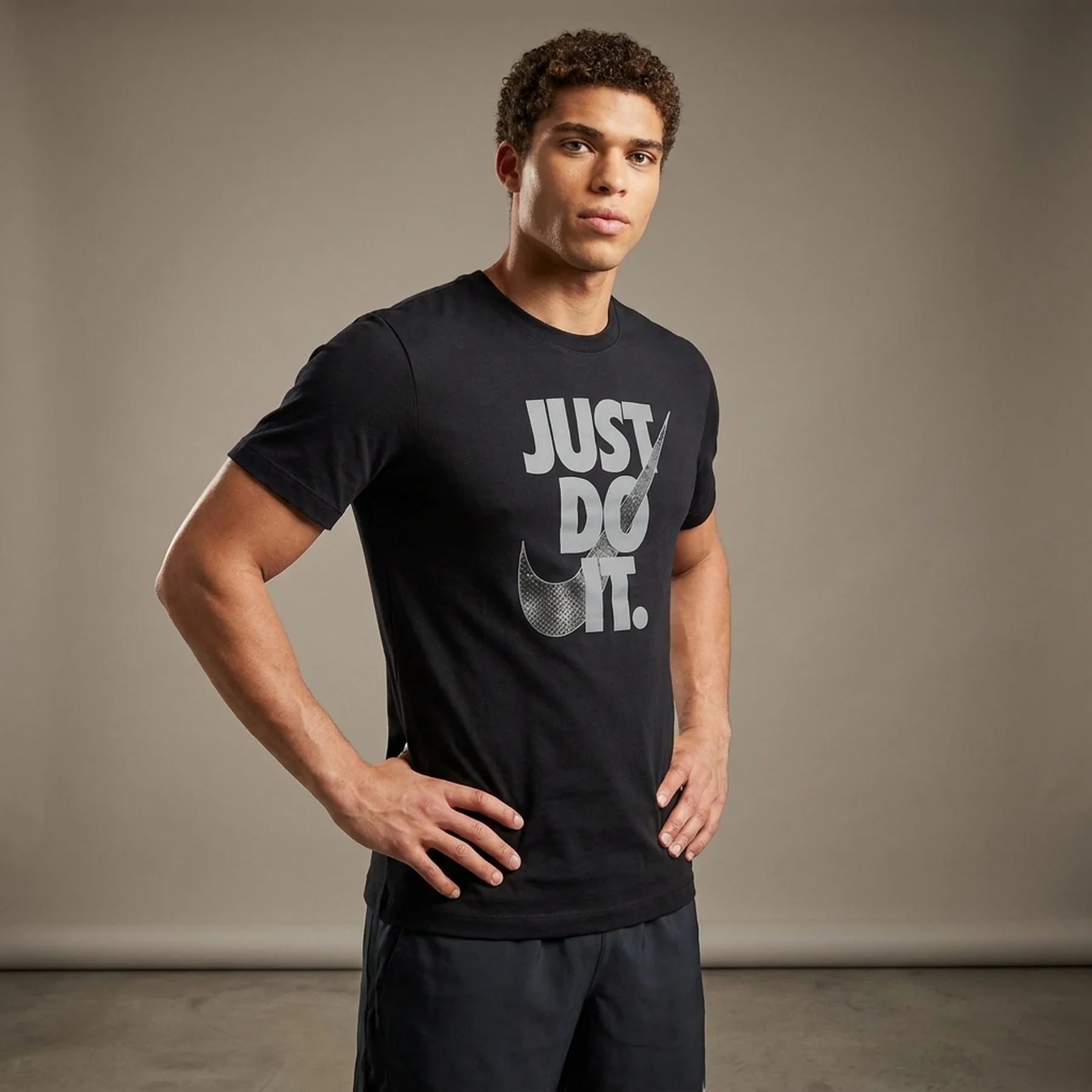 Футболка чоловіча Nike Dri-Fit Short-Sleeve Fitness T-Shirt (HF6139-010)