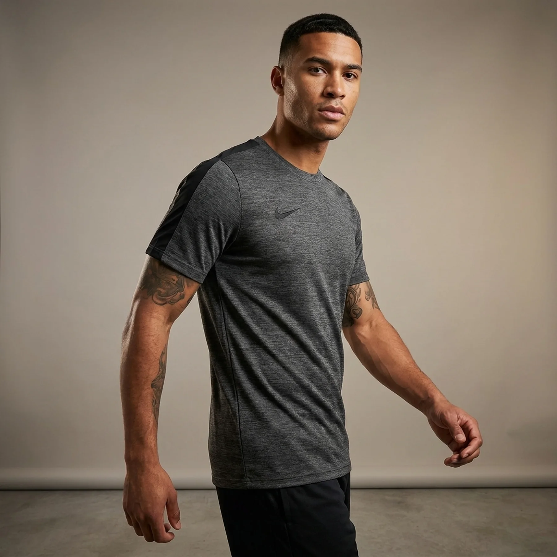 Футболка чоловіча Nike Dry-Fit Academy Top Short-Sleeve Mat Nov (FB6333-010)