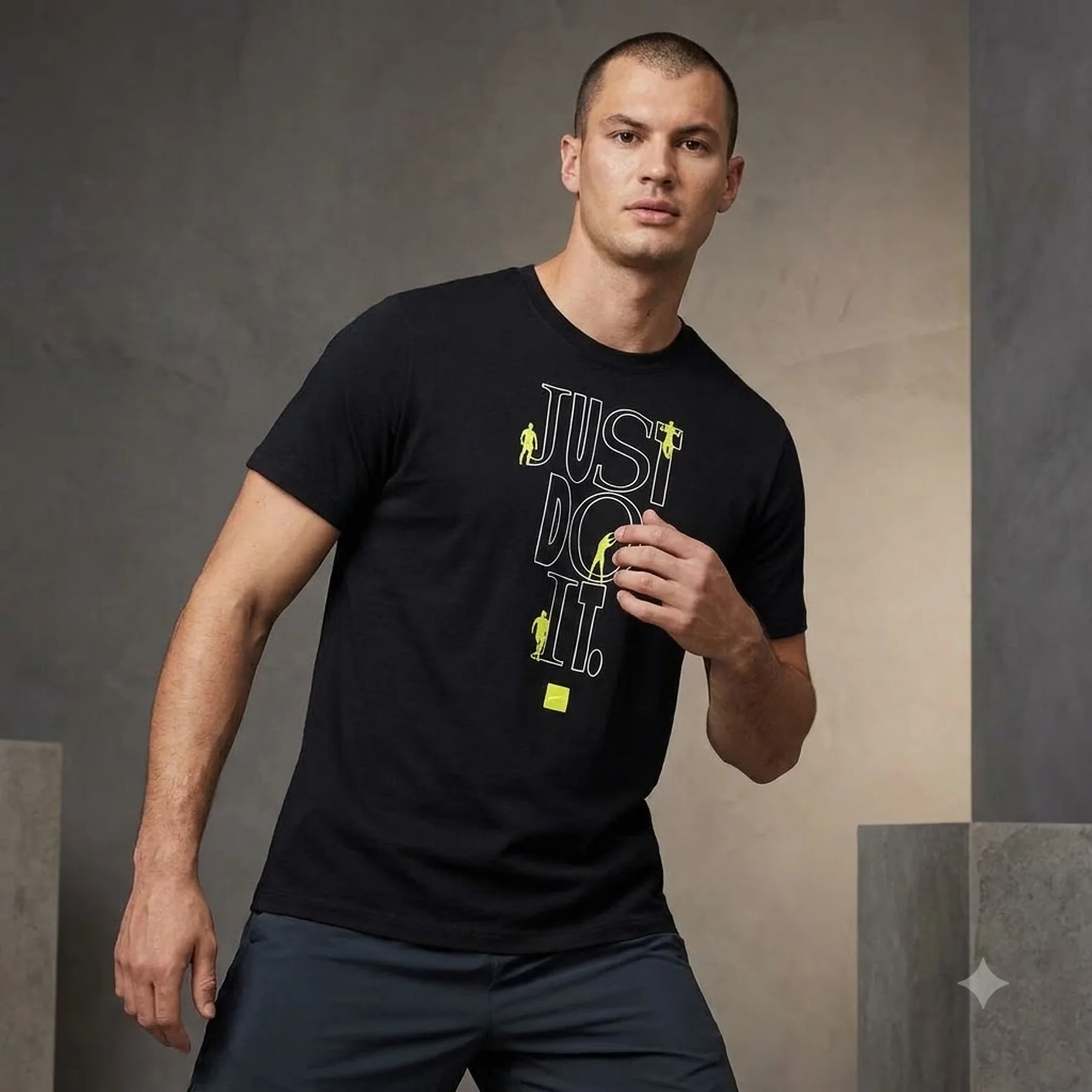 Футболка чоловіча Nike Fitness T-Shirt (FQ3899-010)