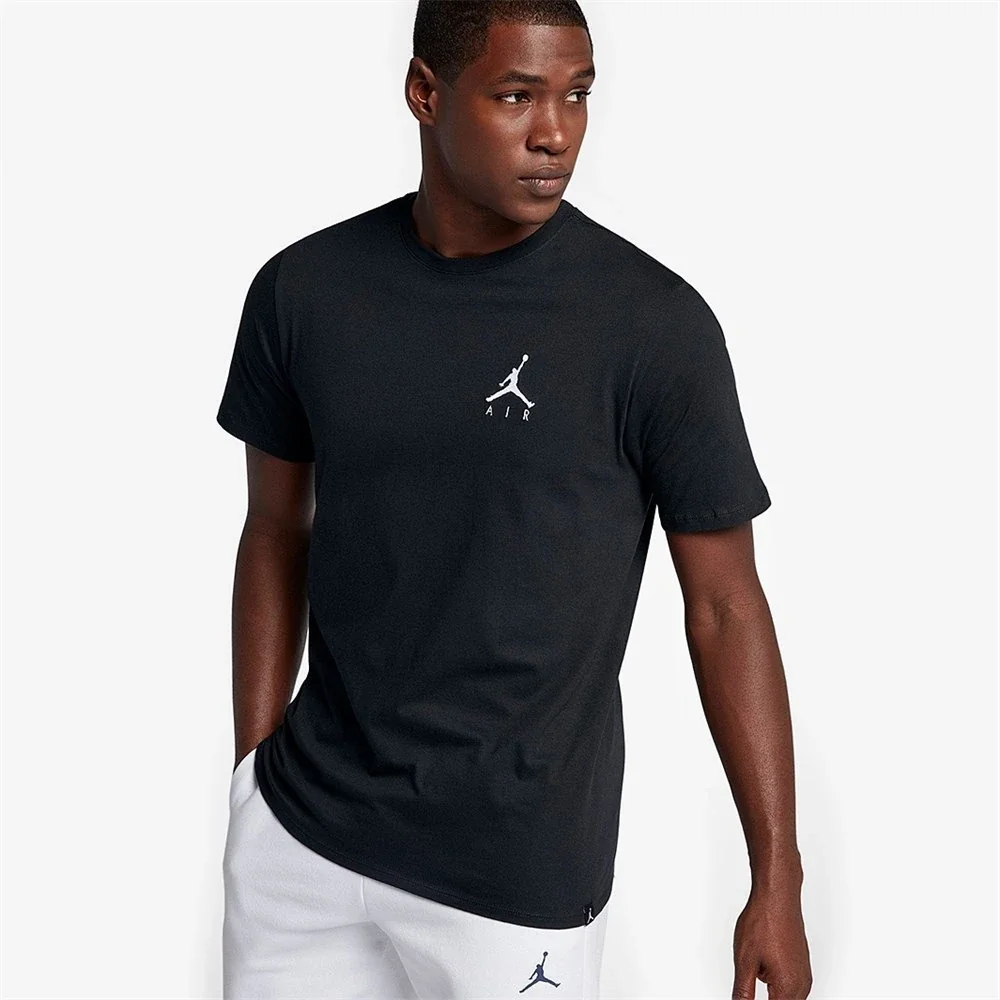 Футболка чоловіча Nike Футболка Jordan (AH5296-010)