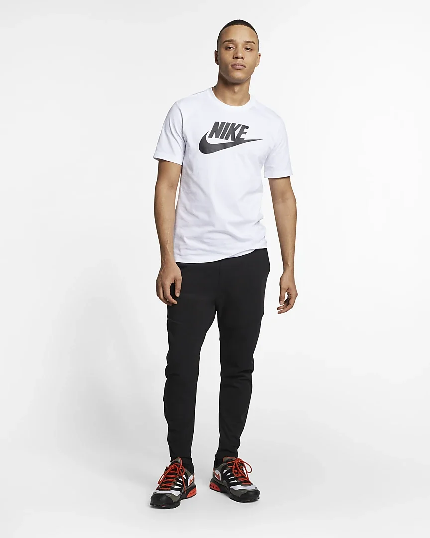 Футболка чоловіча Nike Icon Futura (AR5004-101)