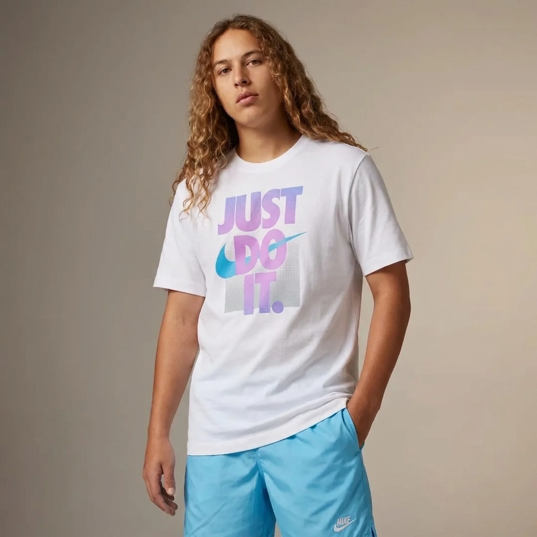 Футболка чоловіча NIKE Just Do It 12Mo DZ2993-100