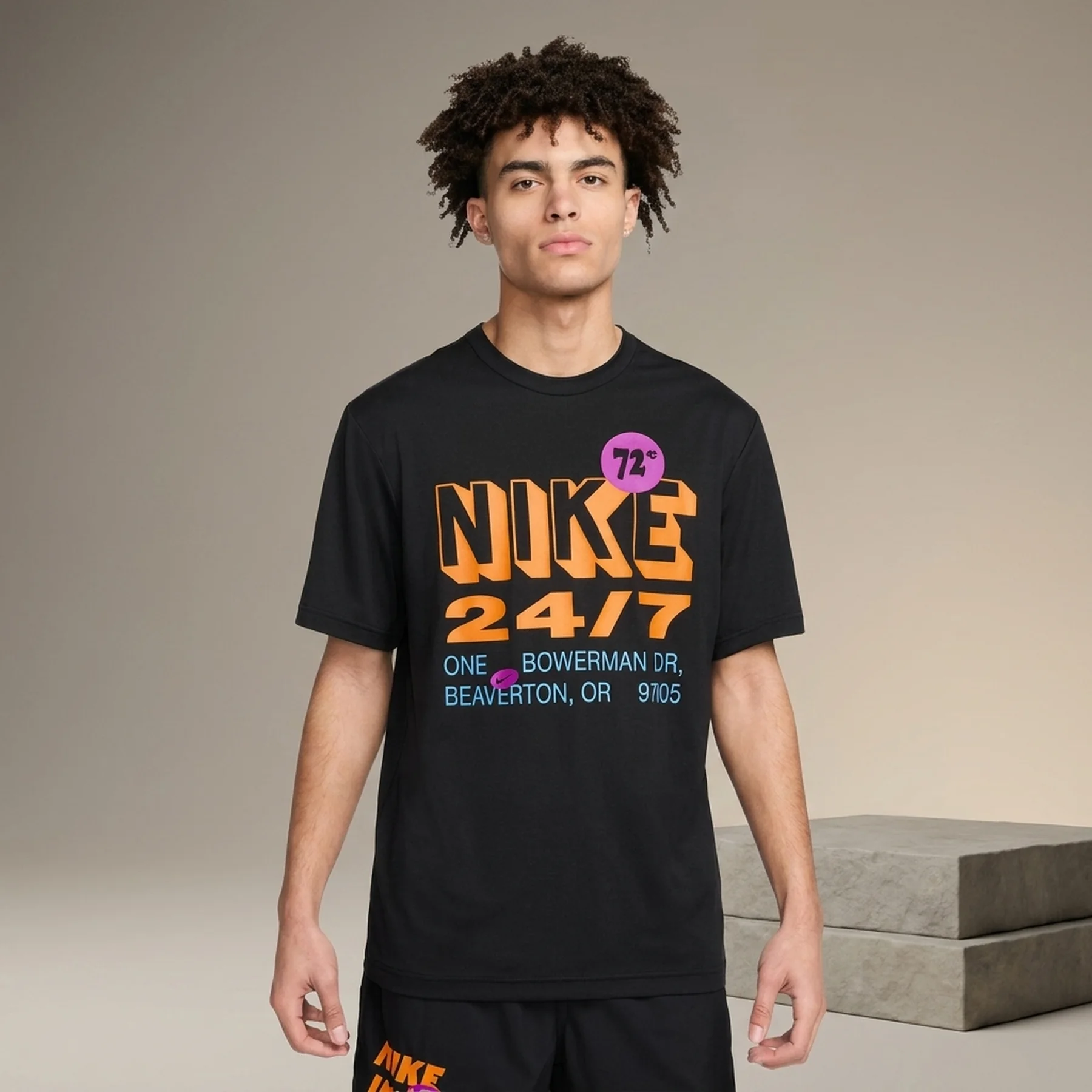Футболка чоловіча Nike M Dri-Fit Uv Hyverse Ss Gfx (FN3988-010)