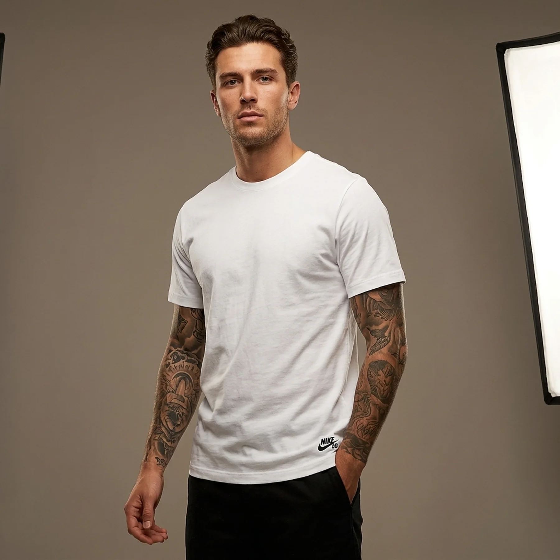 Футболка чоловіча Nike M Nk Sb Tee Essentials (DB9975-100)