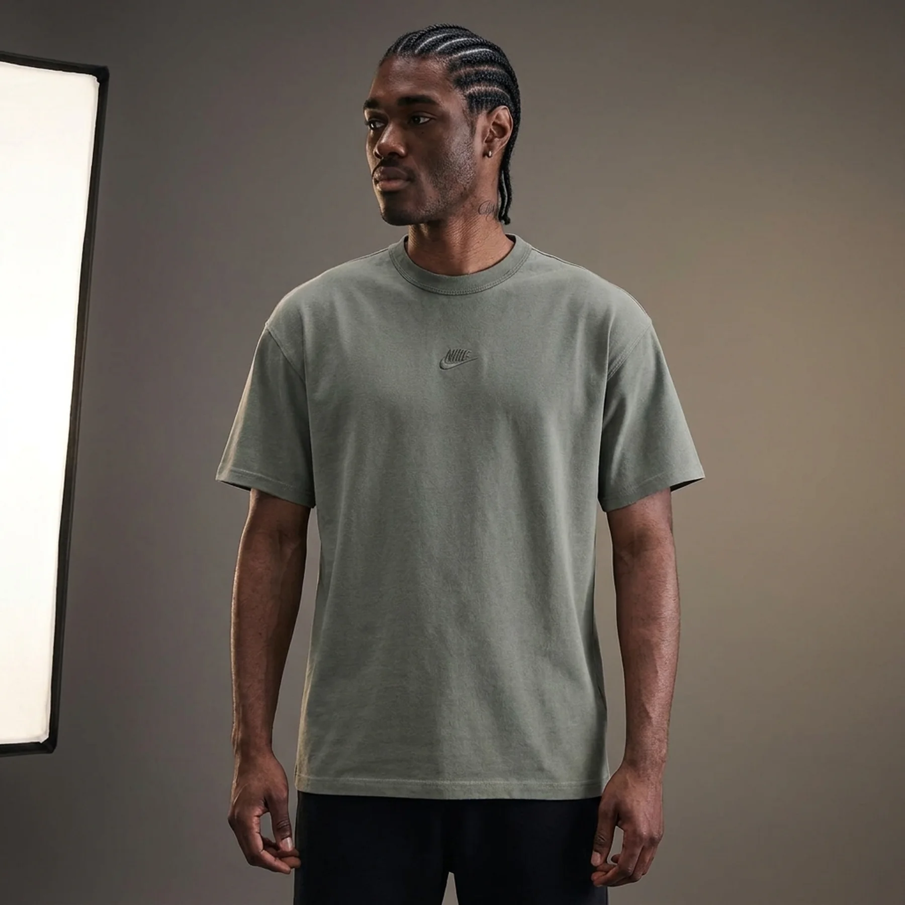 Футболка чоловіча Nike M Nsw Prem Essntl Sust Tee (DO7392-320)