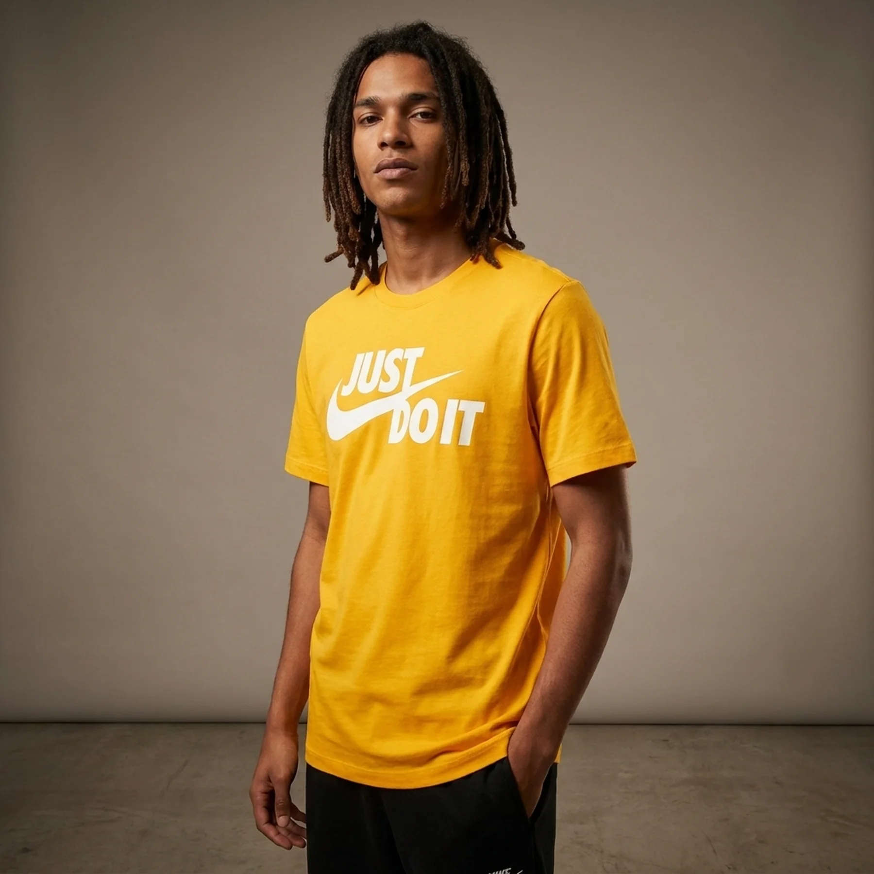 Футболка чоловіча Nike M Nsw Tee Just Do It Swoosh (AR5006-740)