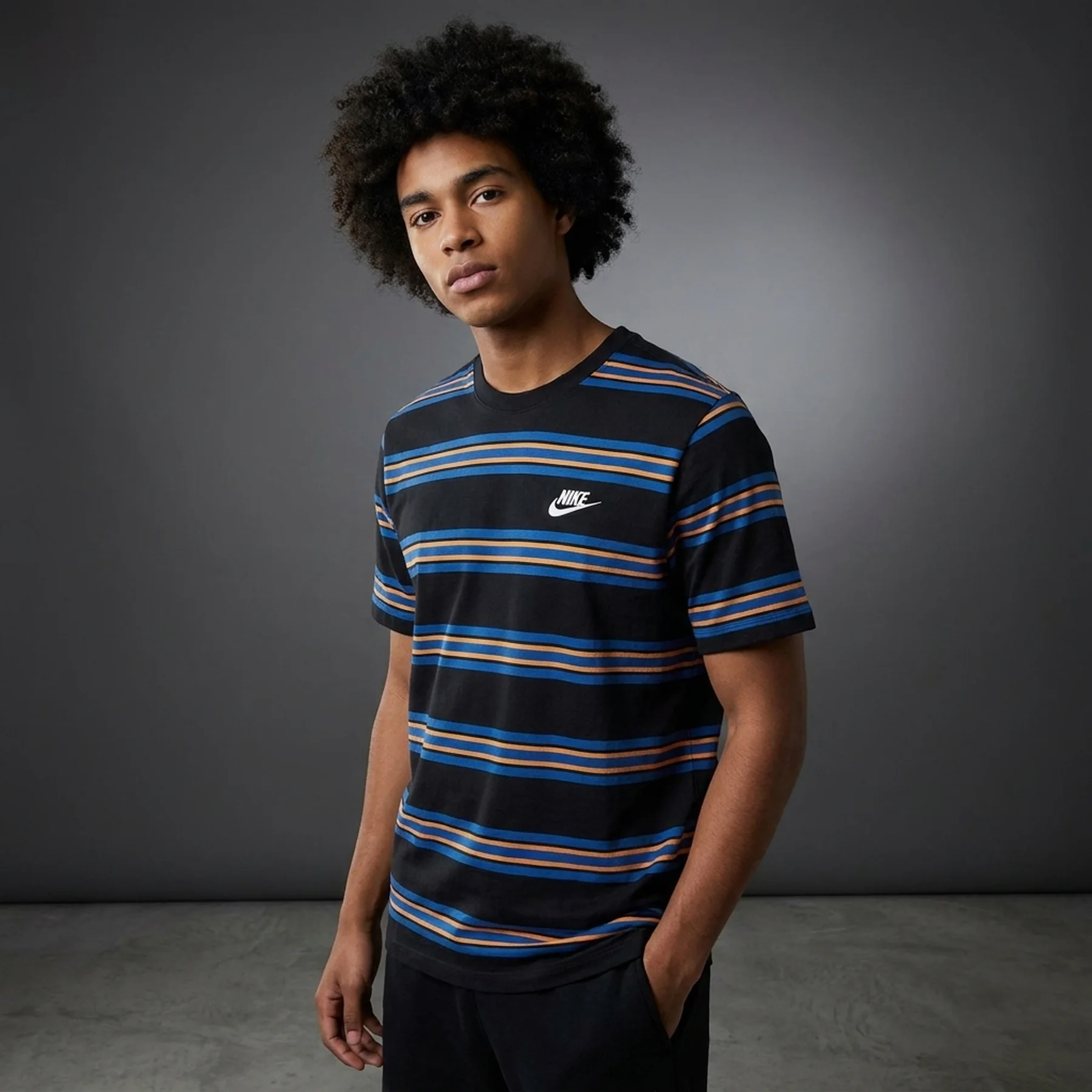 Футболка чоловіча Nike M Tee Club Stripe (DZ2985-011)