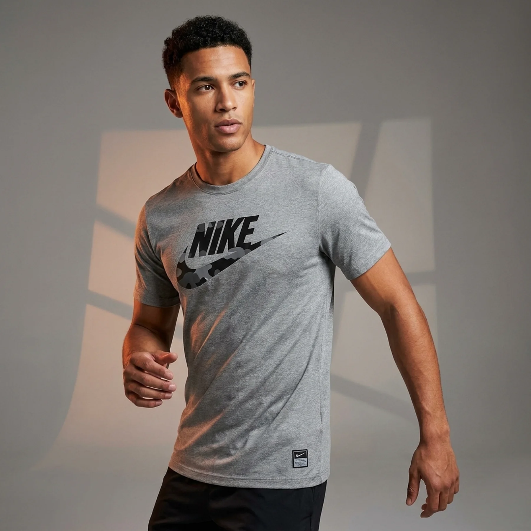 Футболка чоловіча Nike Men’S Dri-Fit Fitness (FV8370-077)