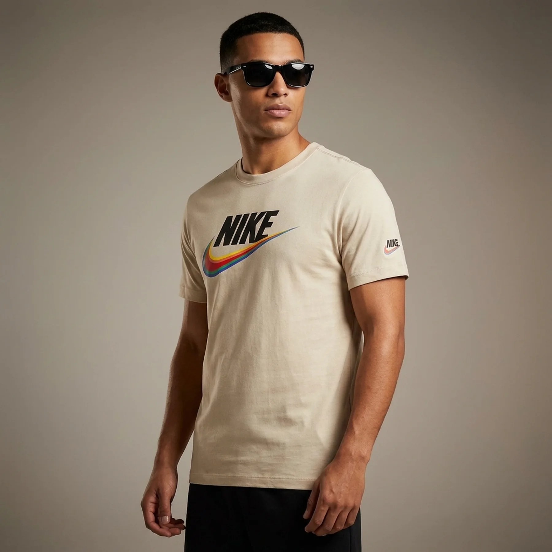 Футболка чоловіча Nike Nsw Tee 6Mo Ftra Sp25 Beige (HJ0568-133)