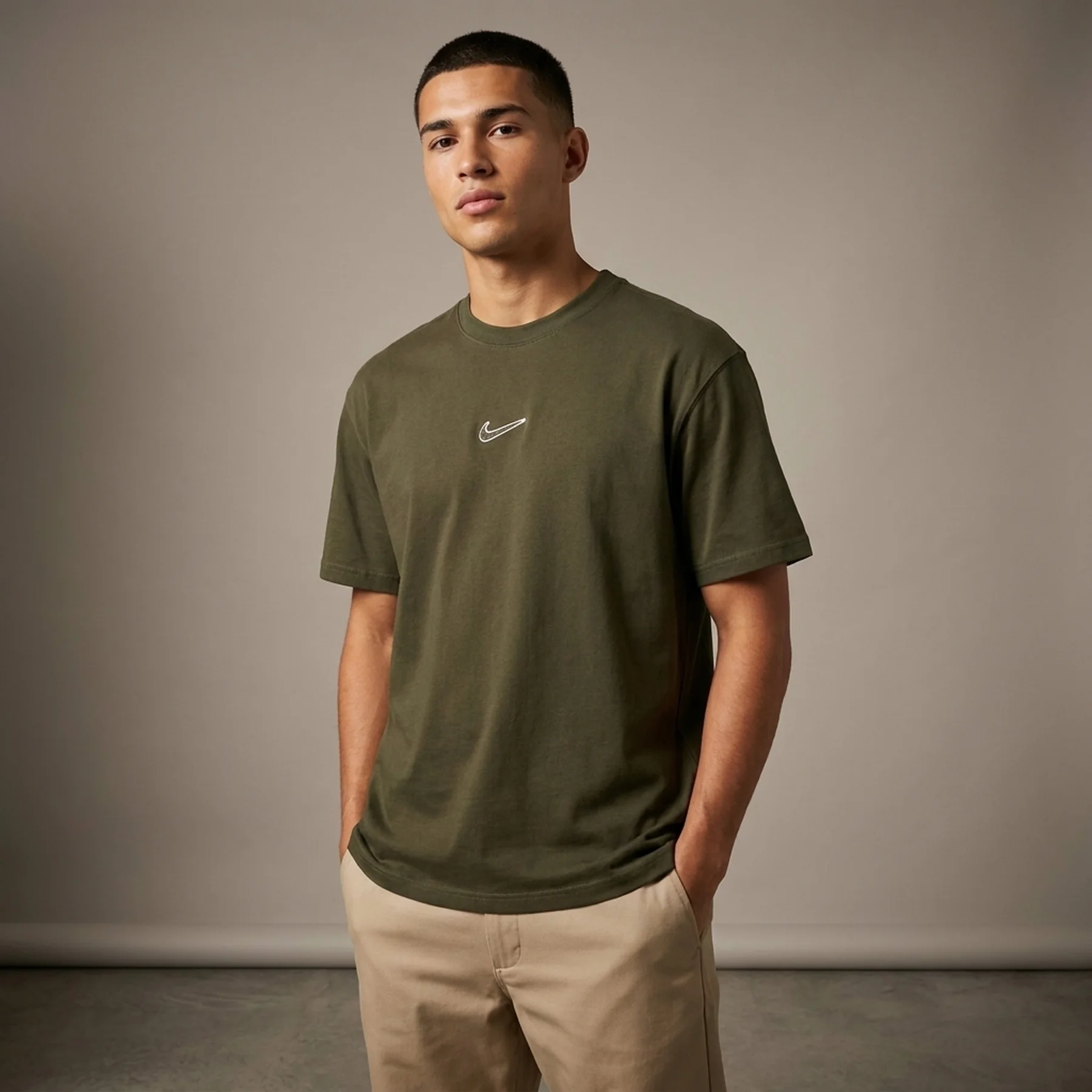 Футболка чоловіча Nike Nsw Tee Prem Essntl Open Olive (FV7726-325)