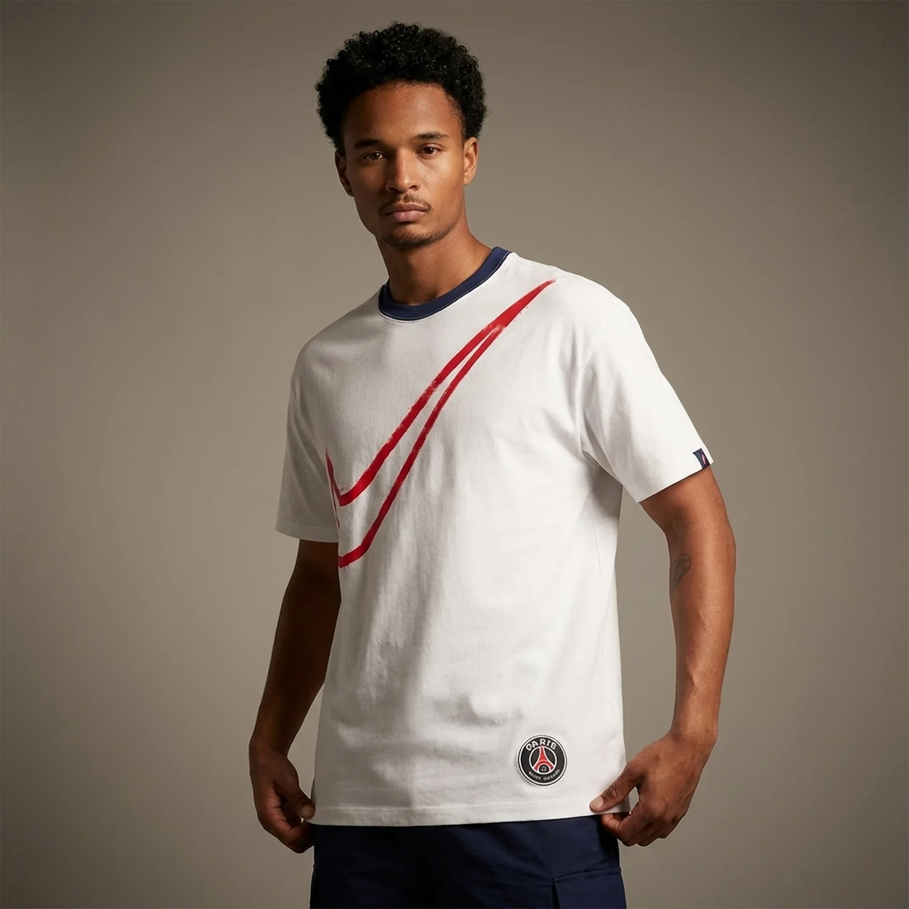 Футболка чоловіча Nike Psg Oversized Swoosh Tee White (HQ0770-100)