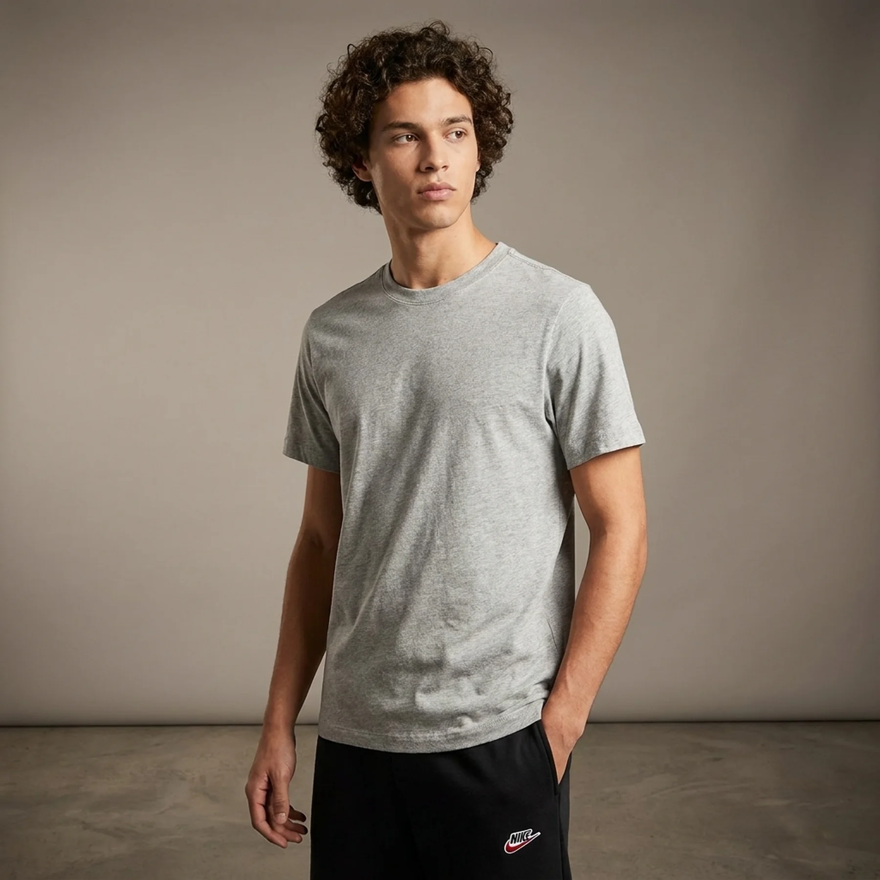 Футболка чоловіча Nike Sportswear Crew (CZ6366-063)