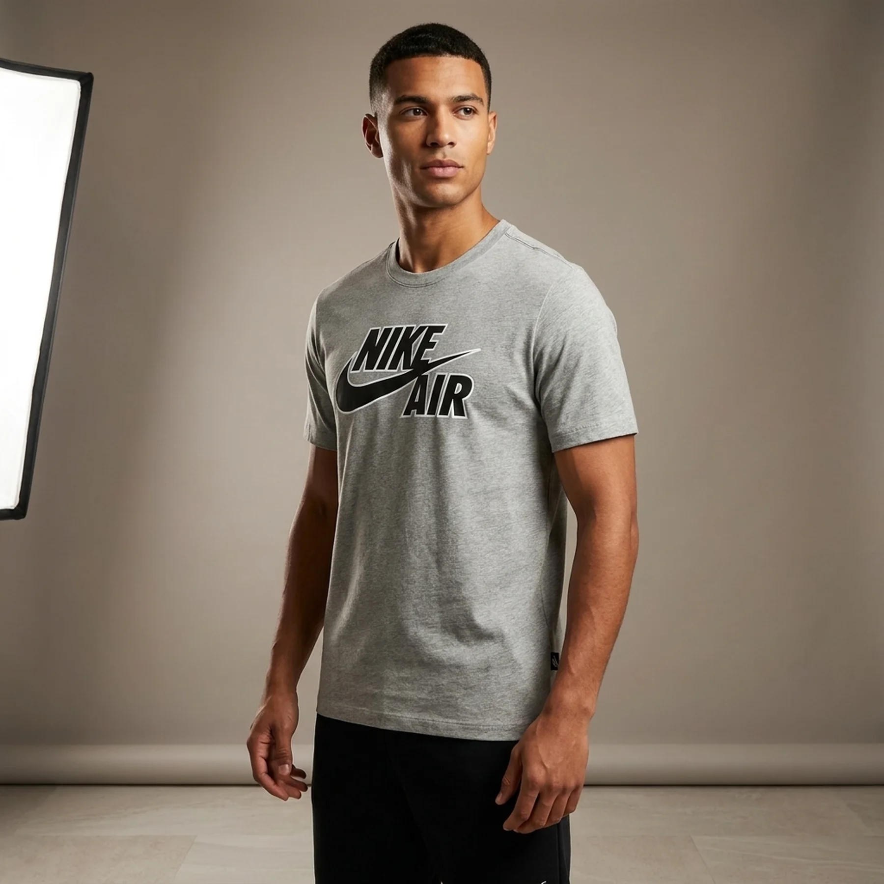 Футболка чоловіча Nike Sportswear Grey (HJ0578-063)