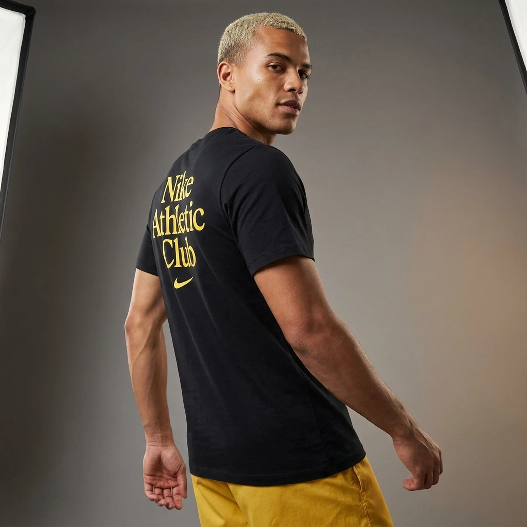 Футболка чоловіча Nike Sportswear T-Shirt Black (FB9796-010)