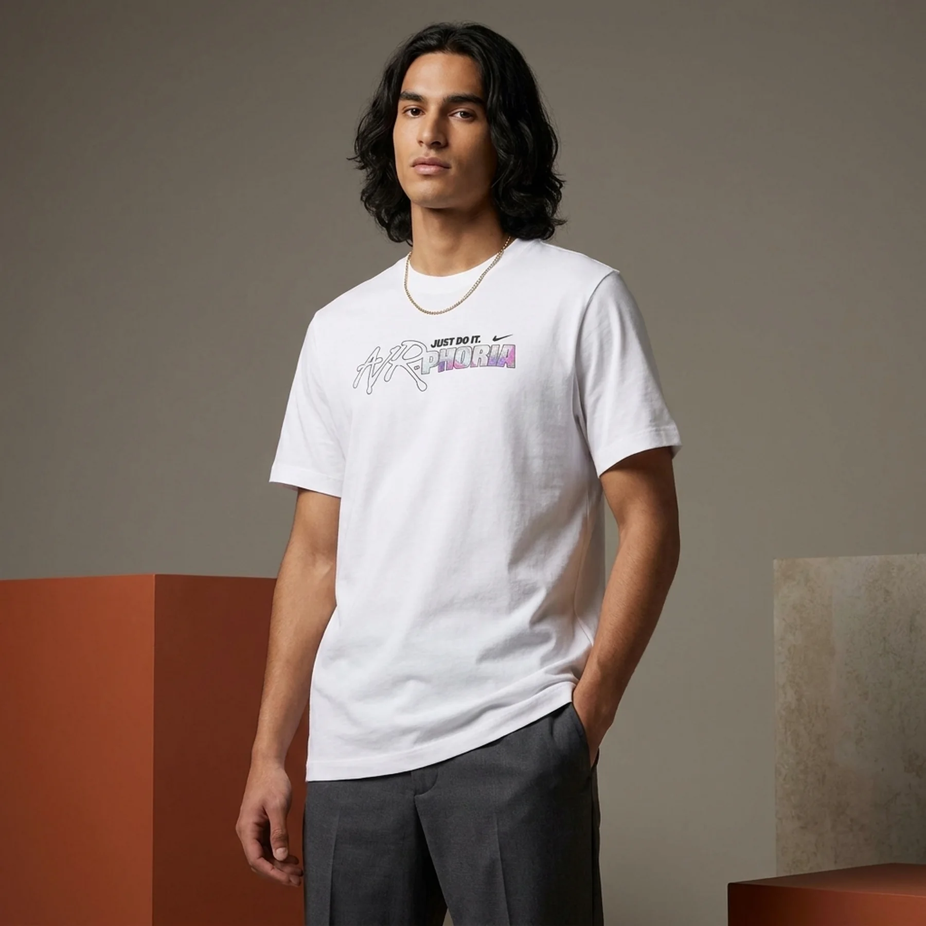 Футболка чоловіча Nike Sportswear Tee (FZ4794-100)
