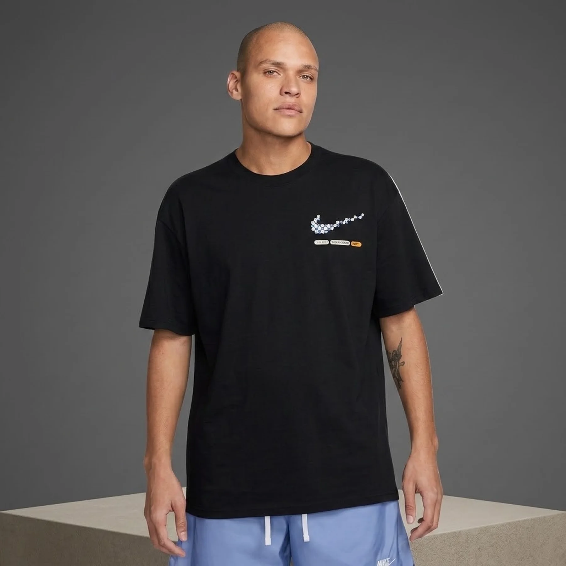 Футболка чоловіча Nike Sportswear Tee Max 90 Oc Lebron (FV3714-010)