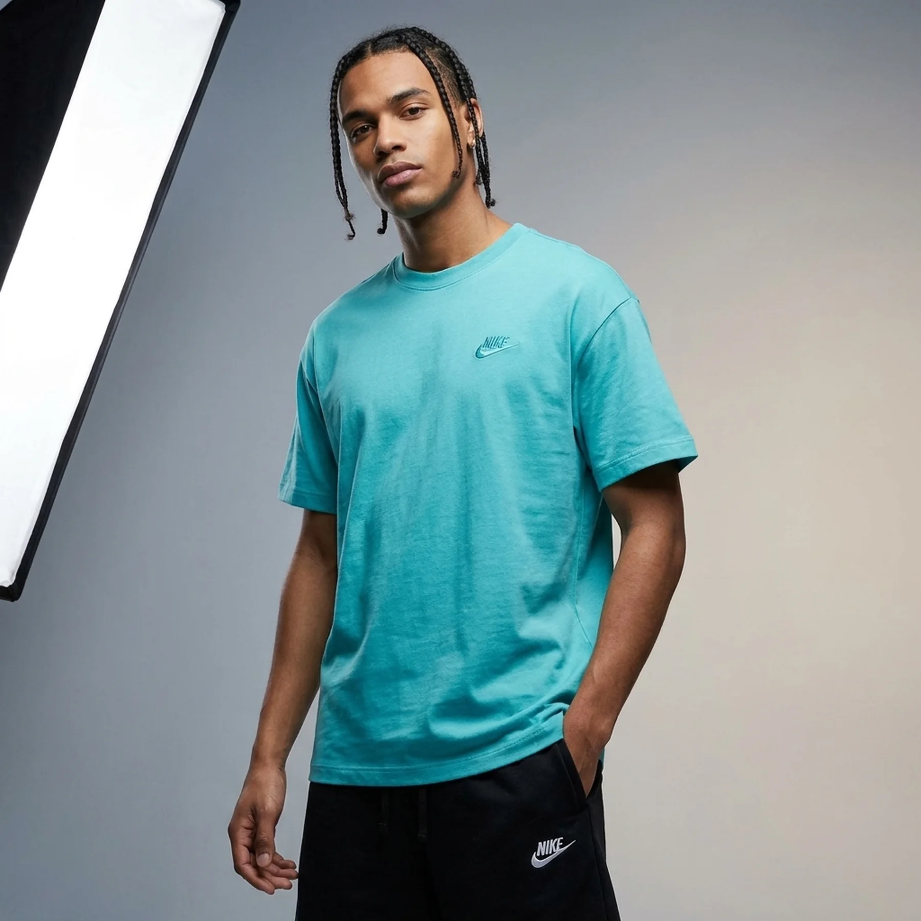Футболка чоловіча Nike Sw Premium Essential Turquoise (DO7392-345)