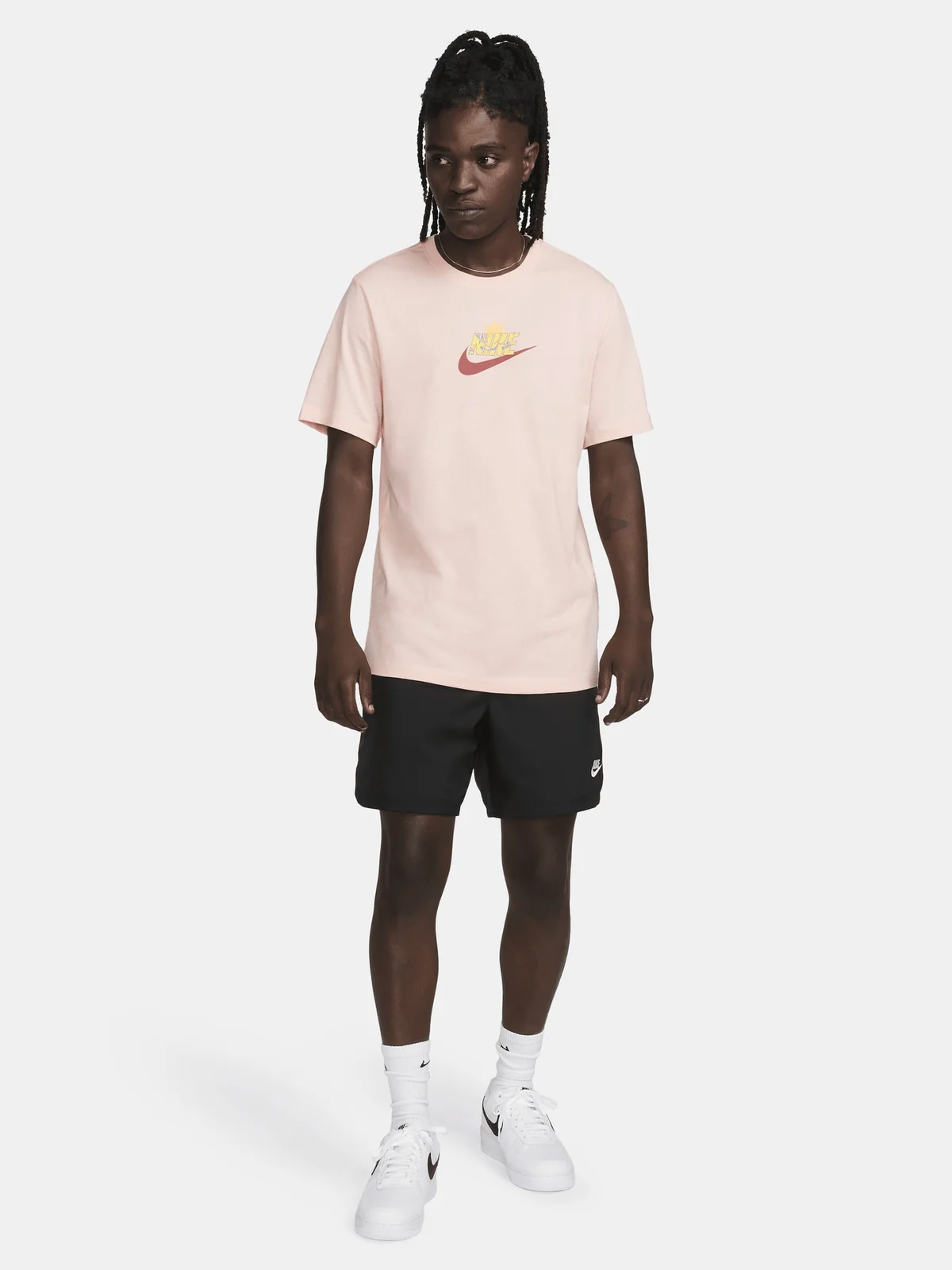 Футболка чоловіча Nike T-Shirt Sportswear (FQ3748-697) — Одяг