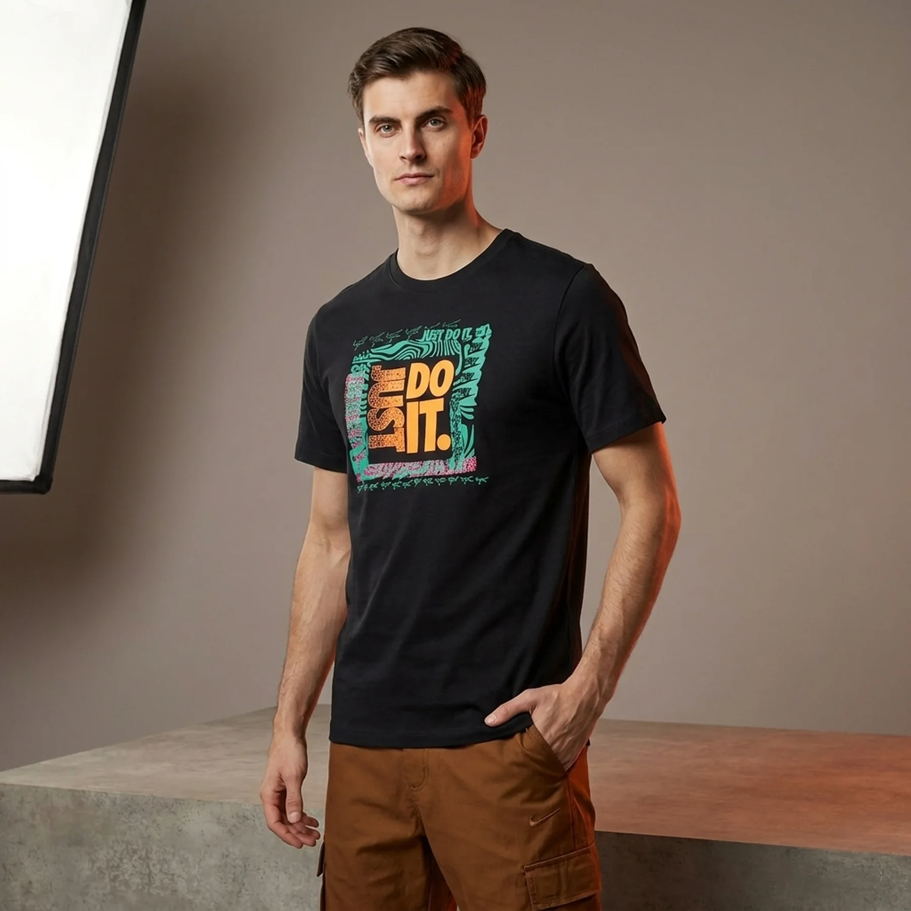 Футболка чоловіча Nike T-Shirt Sportswear (FQ3772-010)