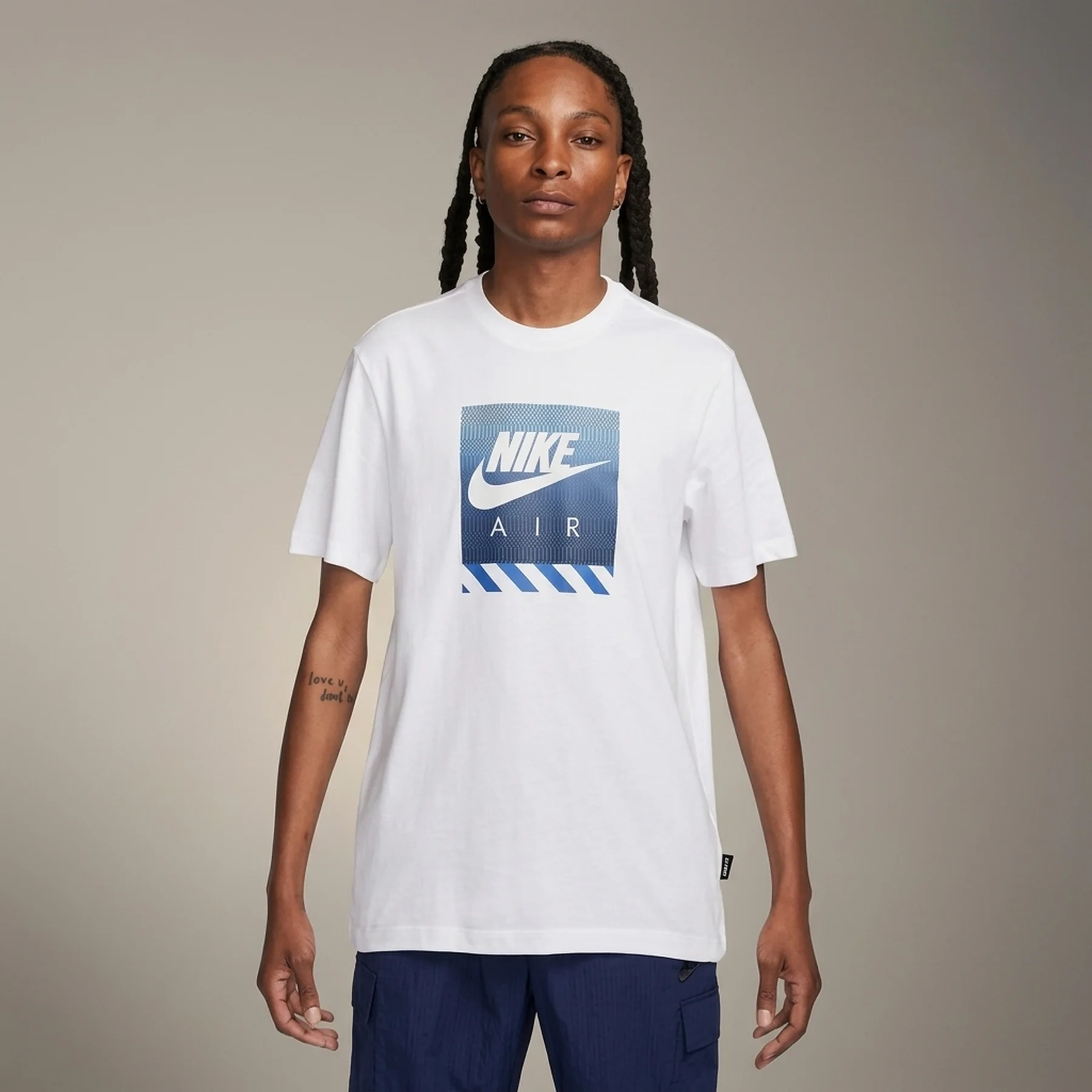 Футболка чоловіча Nike T-Shirt Sportswear (FQ3794-100)