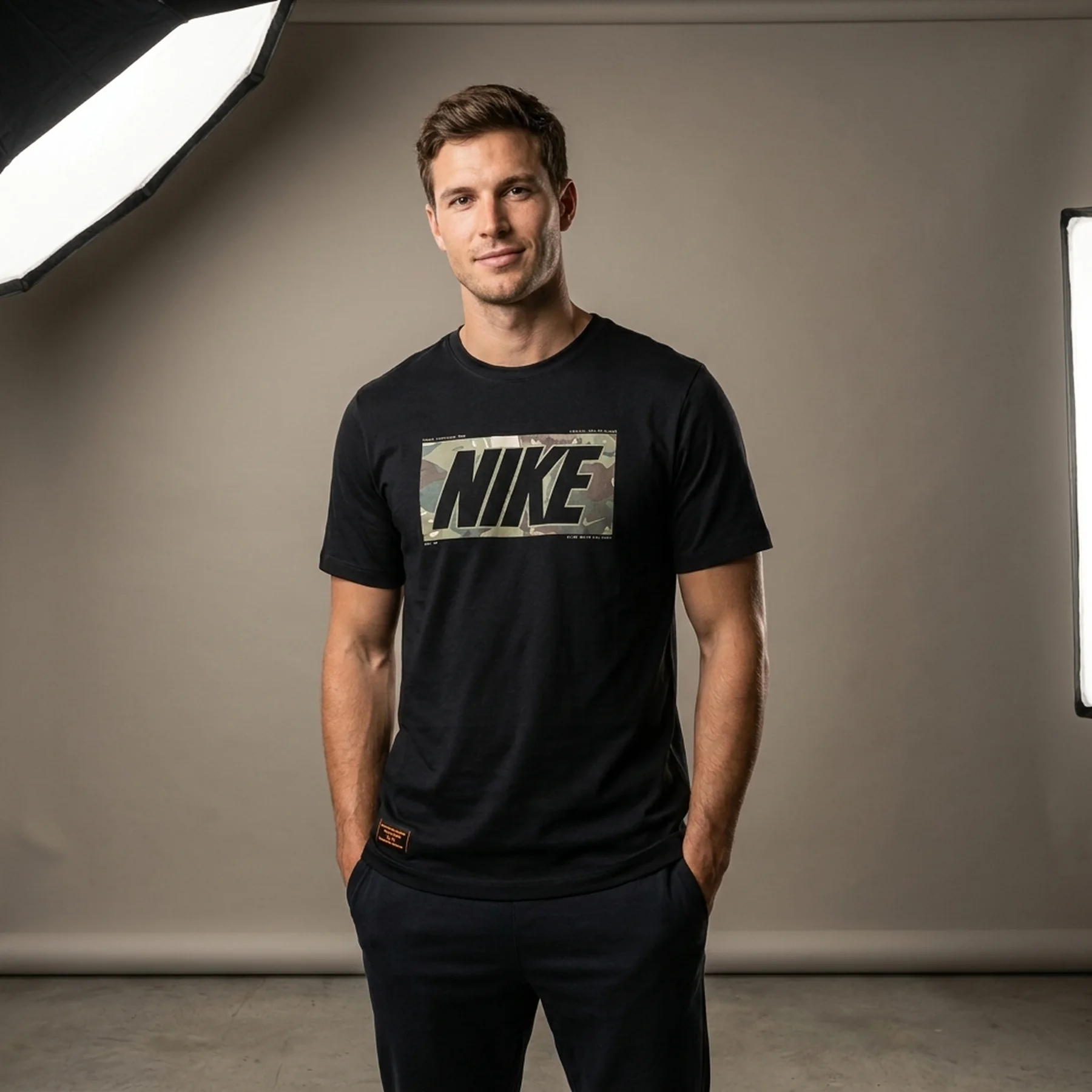 Футболка чоловіча Nike T-Shirt Sportswear (FQ3885-010)