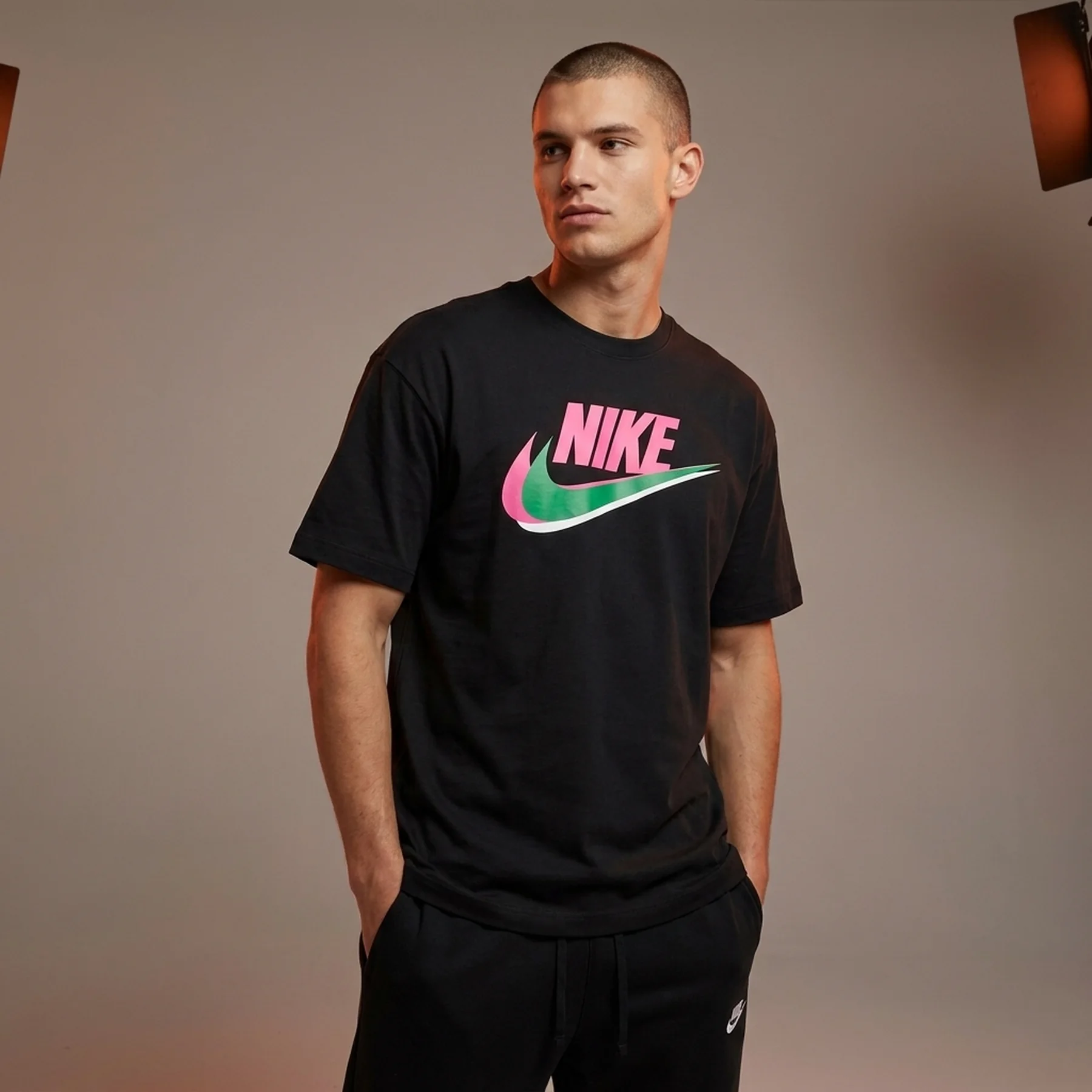 Футболка чоловіча Nike Nsw Black (FD1309-010)