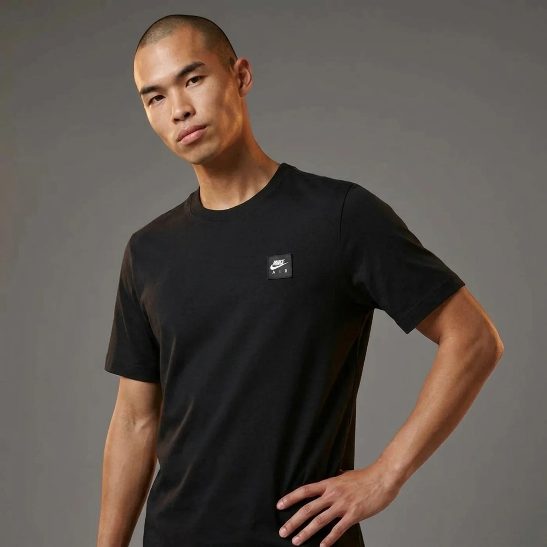 Футболка чоловіча Nike U Nsw Tee Std Air Patch (IO9514-010)
