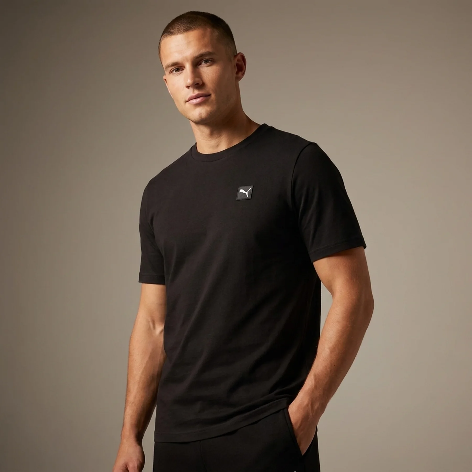 Футболка чоловіча Puma Essentials Elevated Tee (68472601)