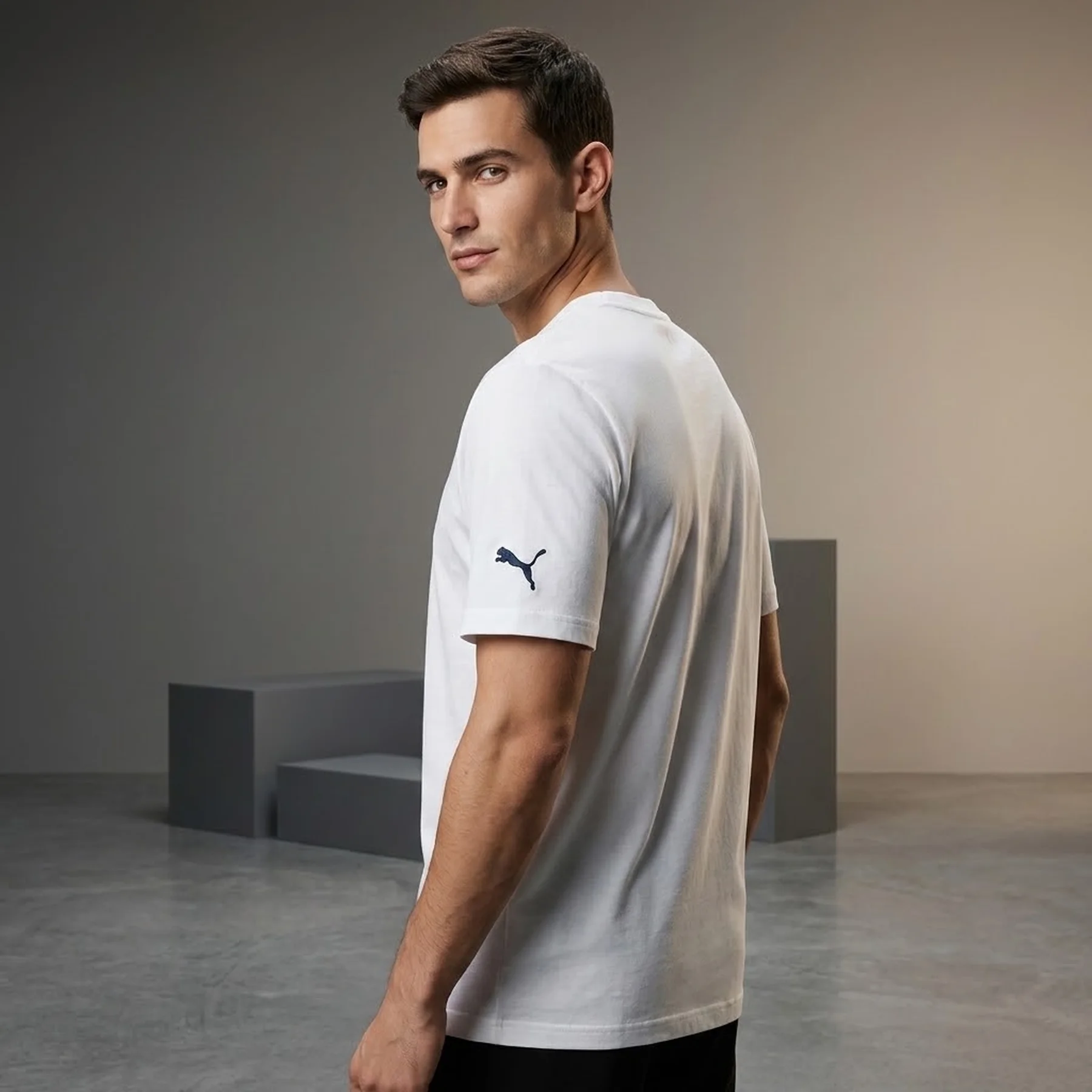 Футболка чоловіча Puma Intersect White (689841-02)