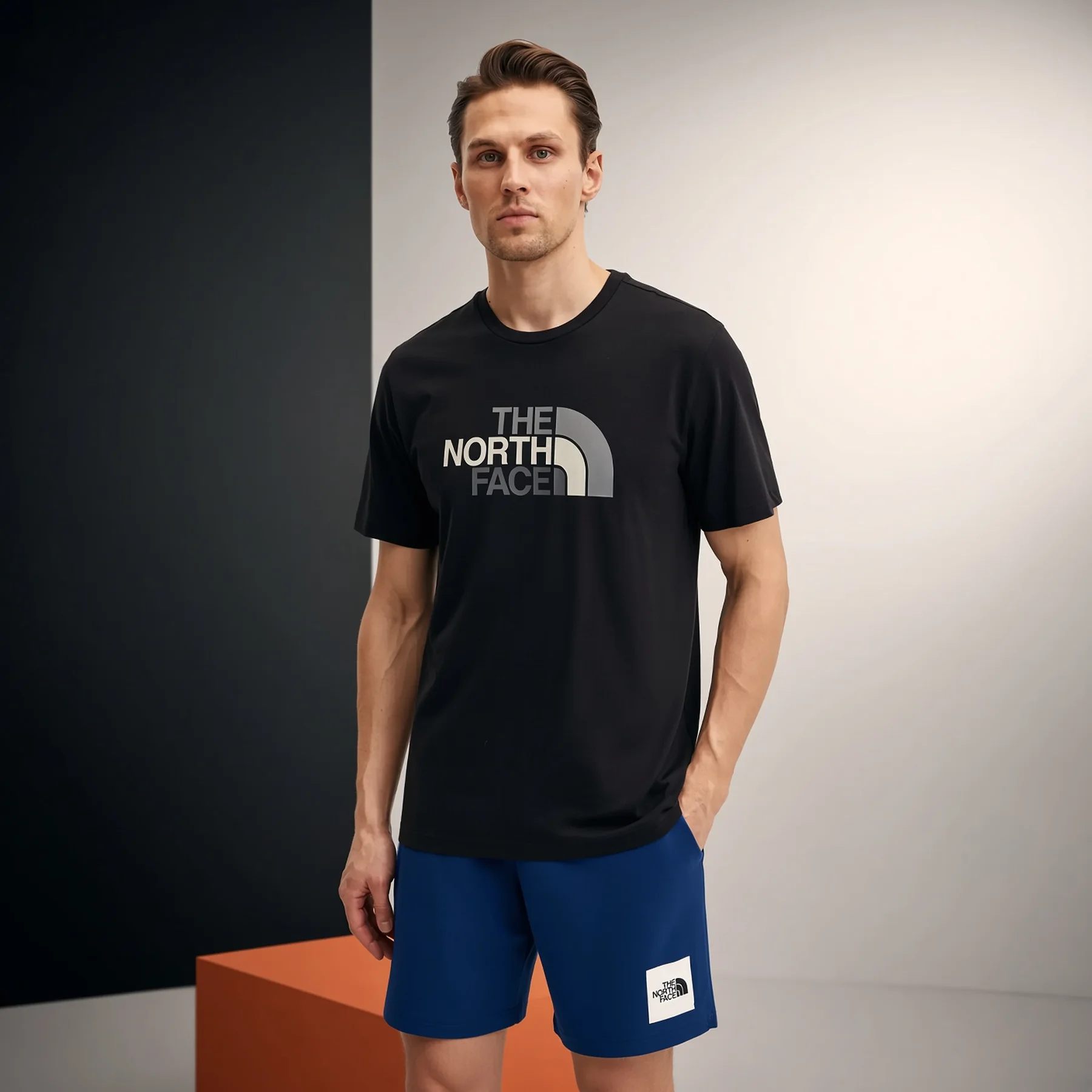 Футболка чоловіча The North Face Easy Tee Tnf Black (0A8A6CJK31)