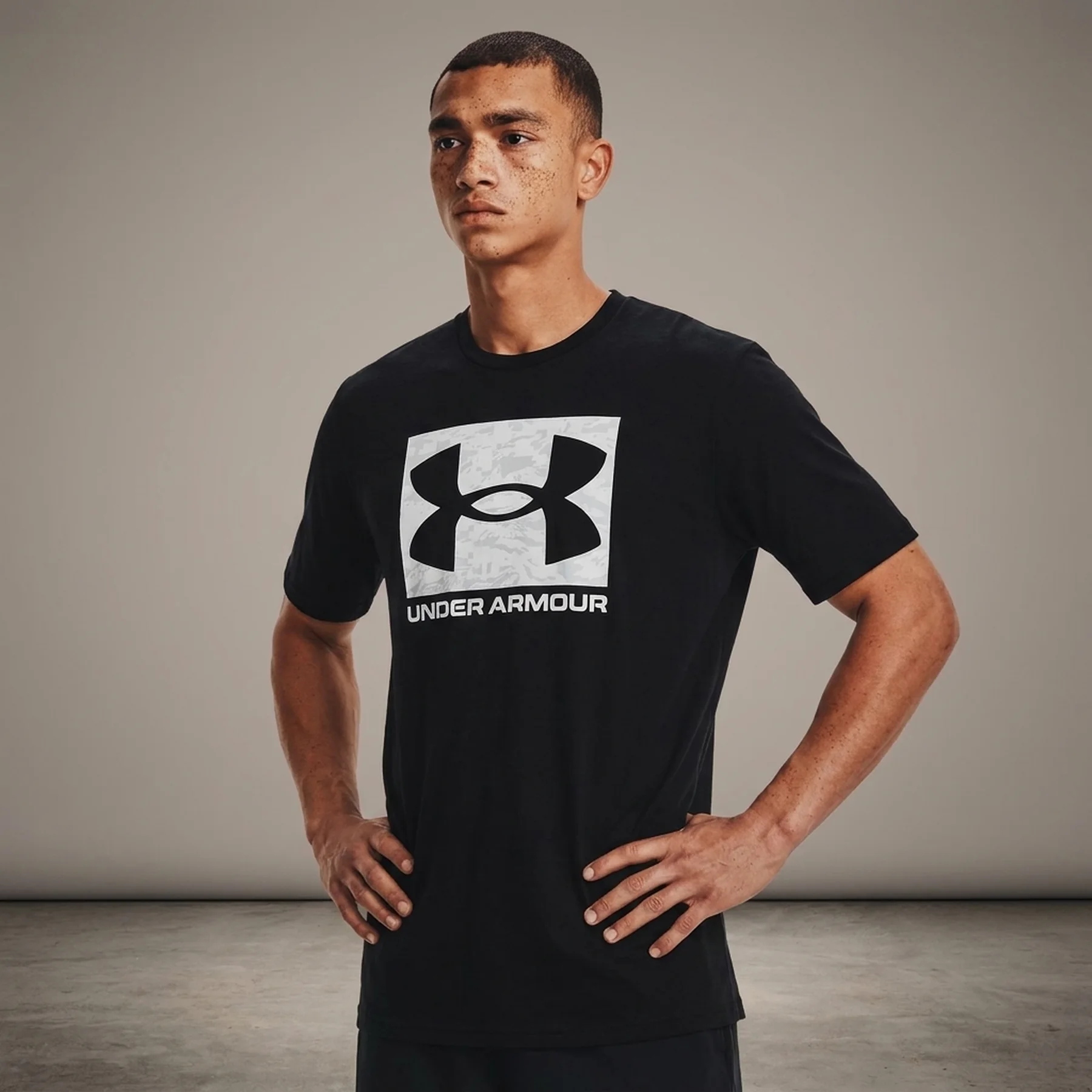 Футболка чоловіча Under Armour Abc Camo Boxed Logo (1361673-001)