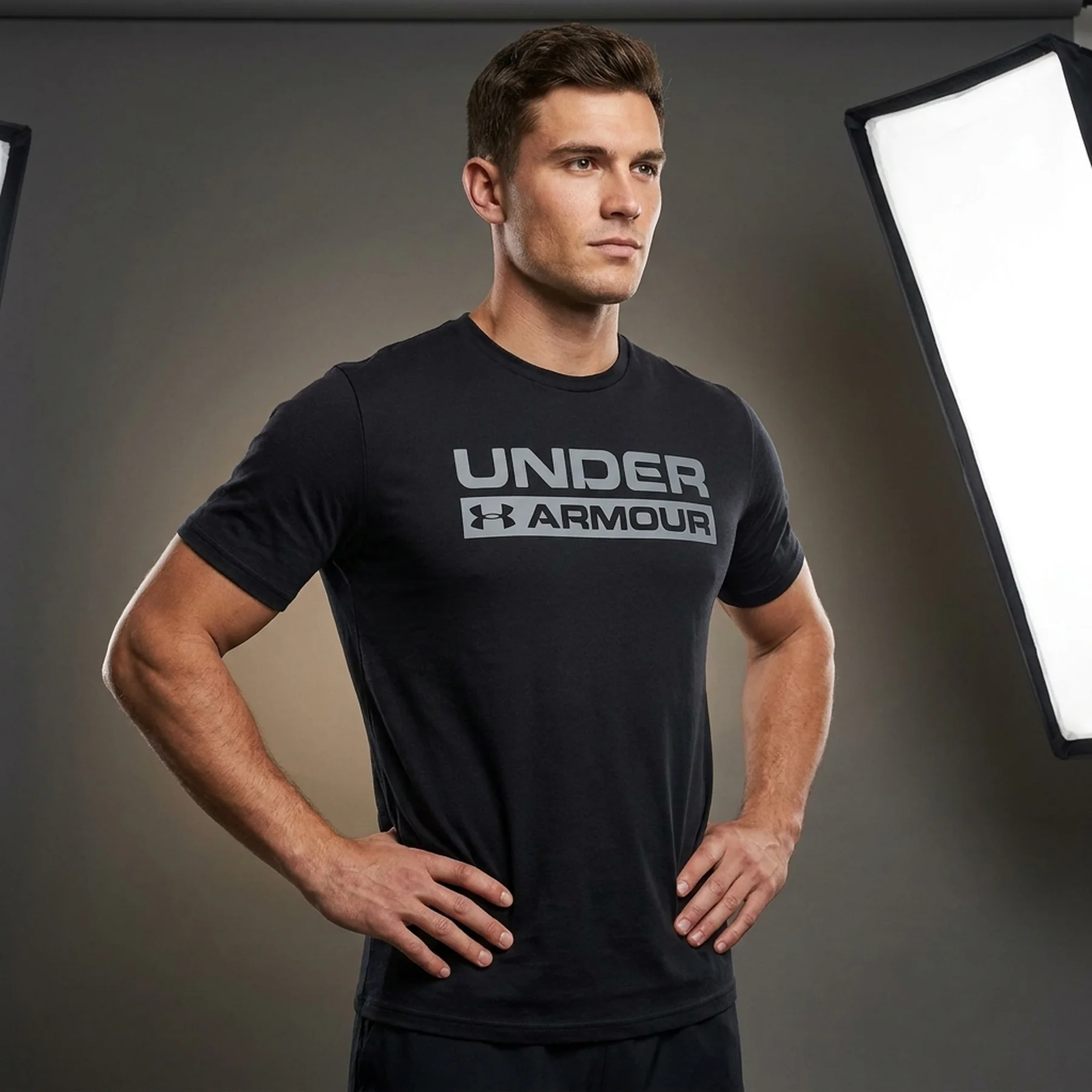 Футболка чоловіча Under Armour Team Issue Wordmark Ss (1329582-001)
