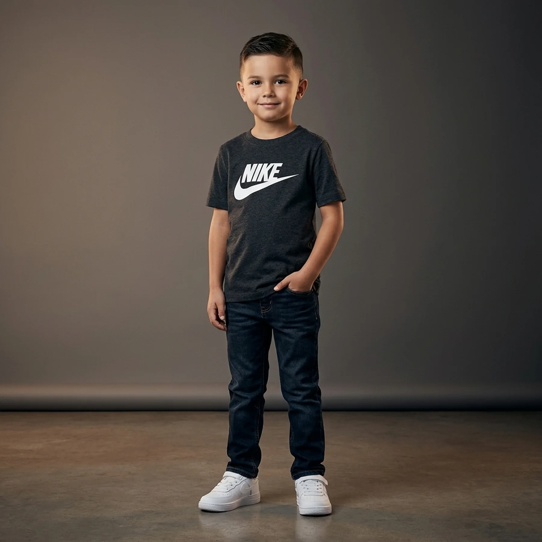 Футболка дитяча Nike B Nsw Tee Futura Icon Td (AR5252-013)