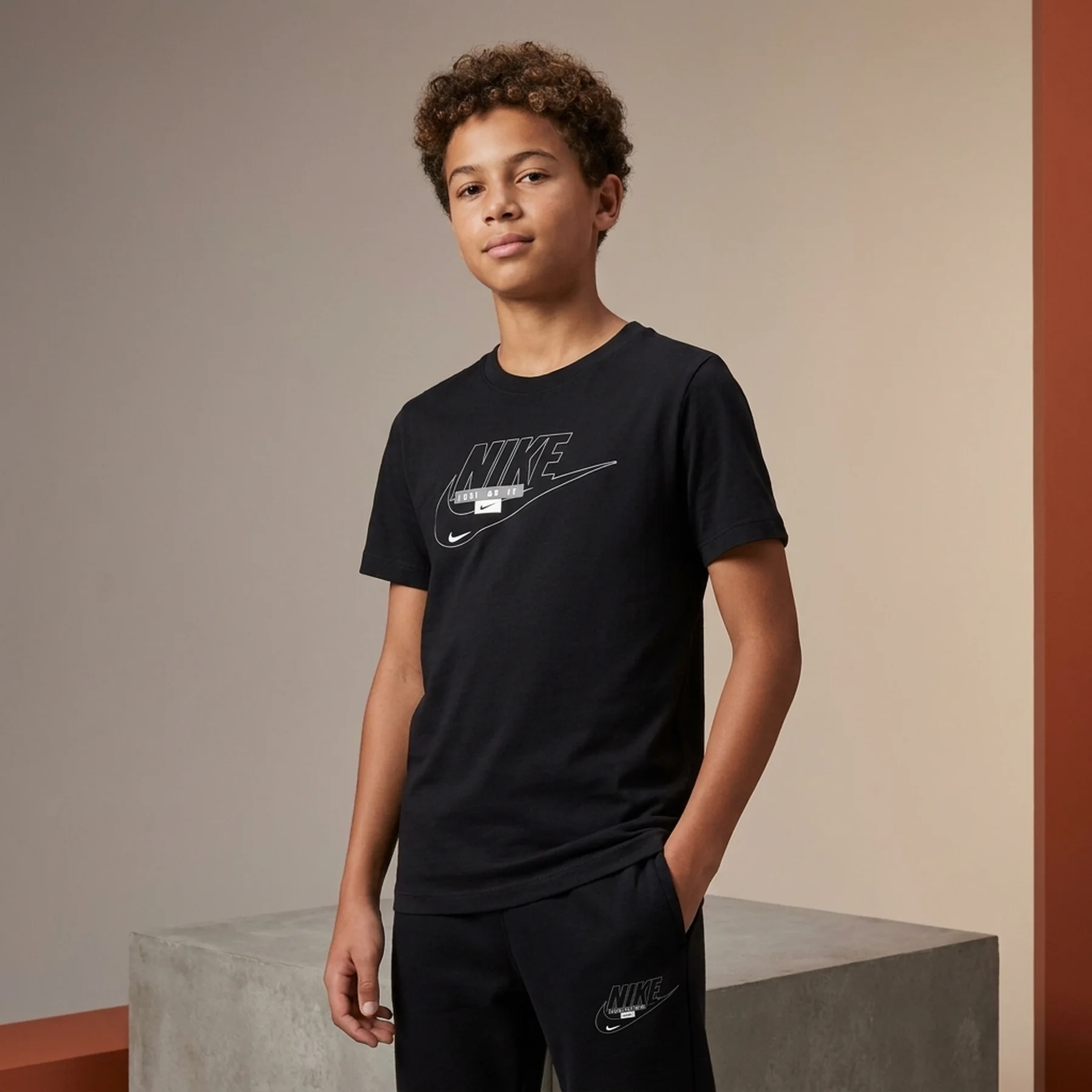 Футболка дитяча Nike Grade School (FN9608-010)