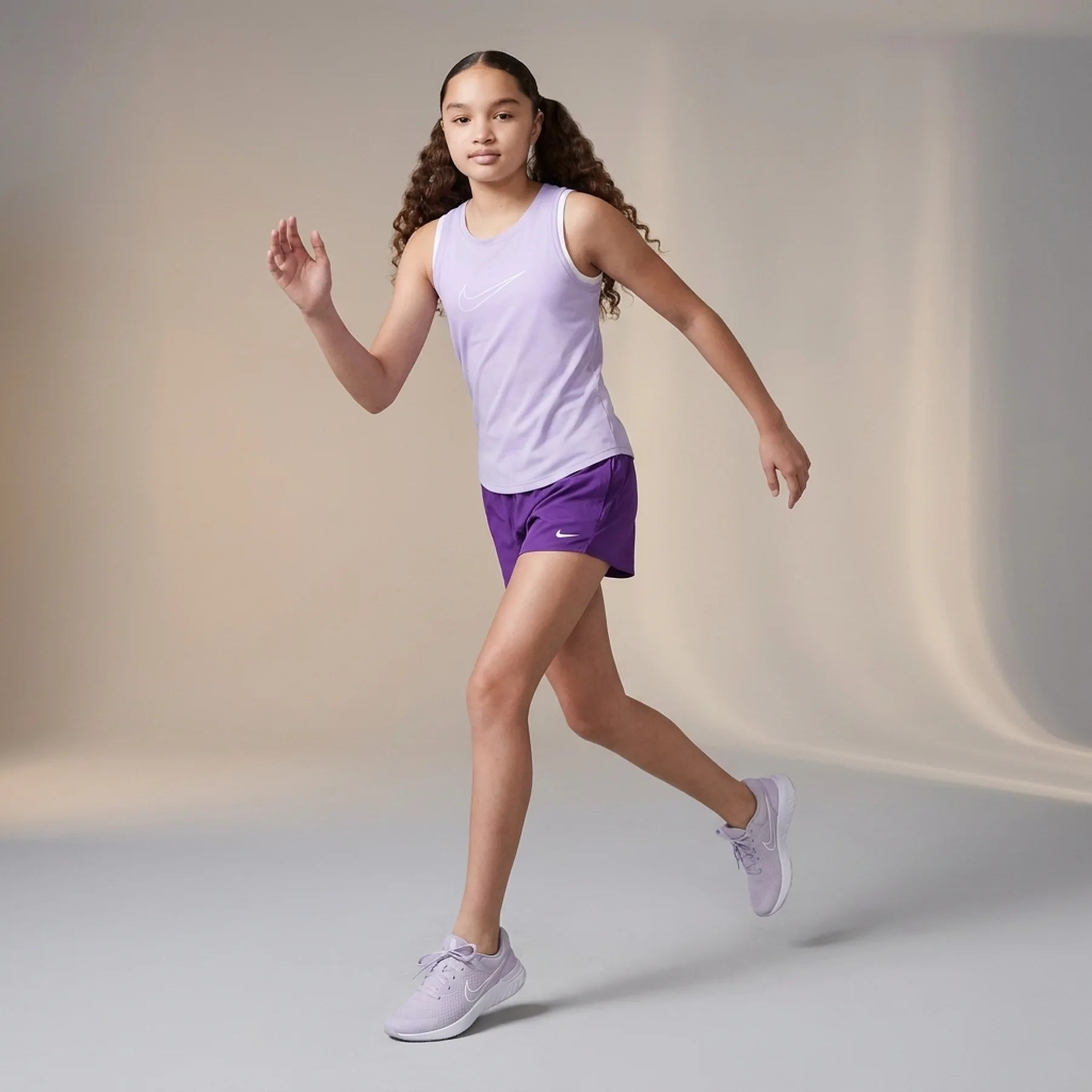 Футболка дитяча Nike One Violet (DH5215-515)