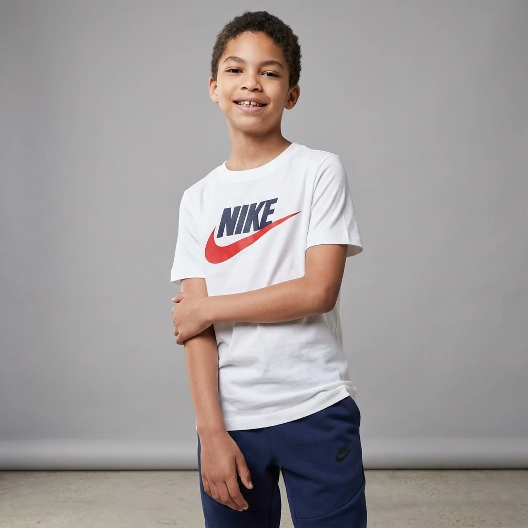 Футболка дитяча Nike B Nsw Tee Futura Icon Td (AR5252-013)