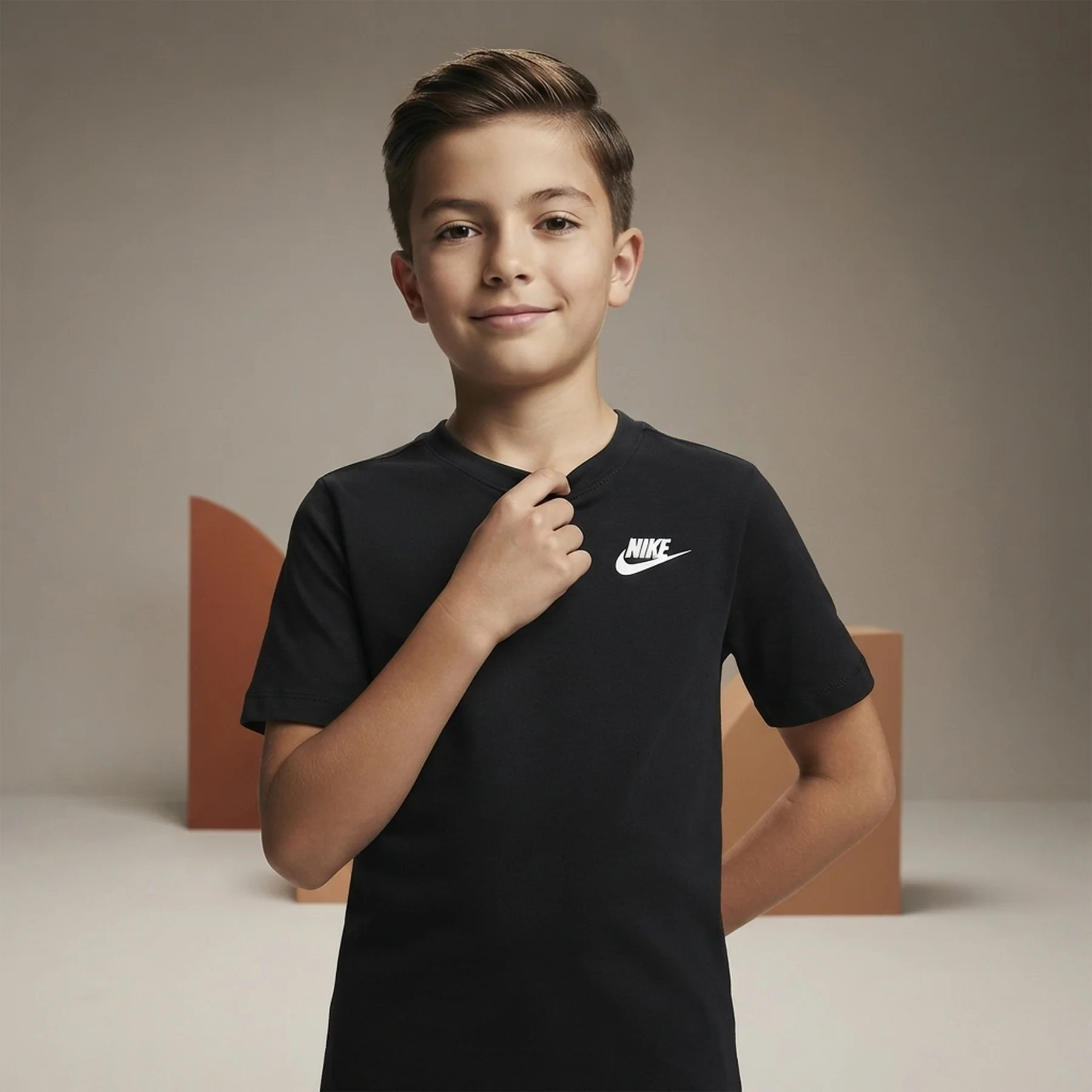 Футболка дитяча Nike Sportswear (AR5254-010)
