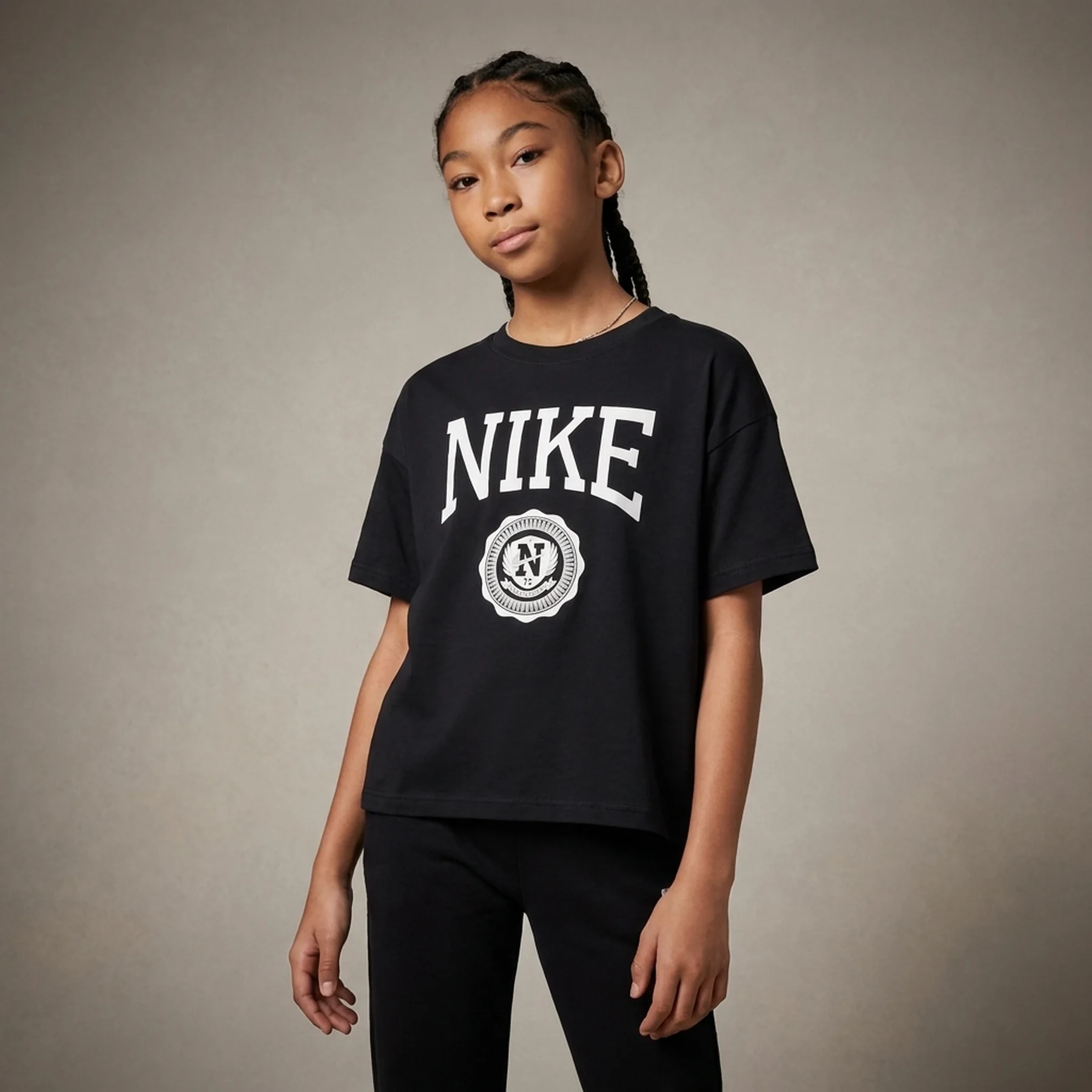 Футболка дитяча Nike Sportswear (HM6303-010)
