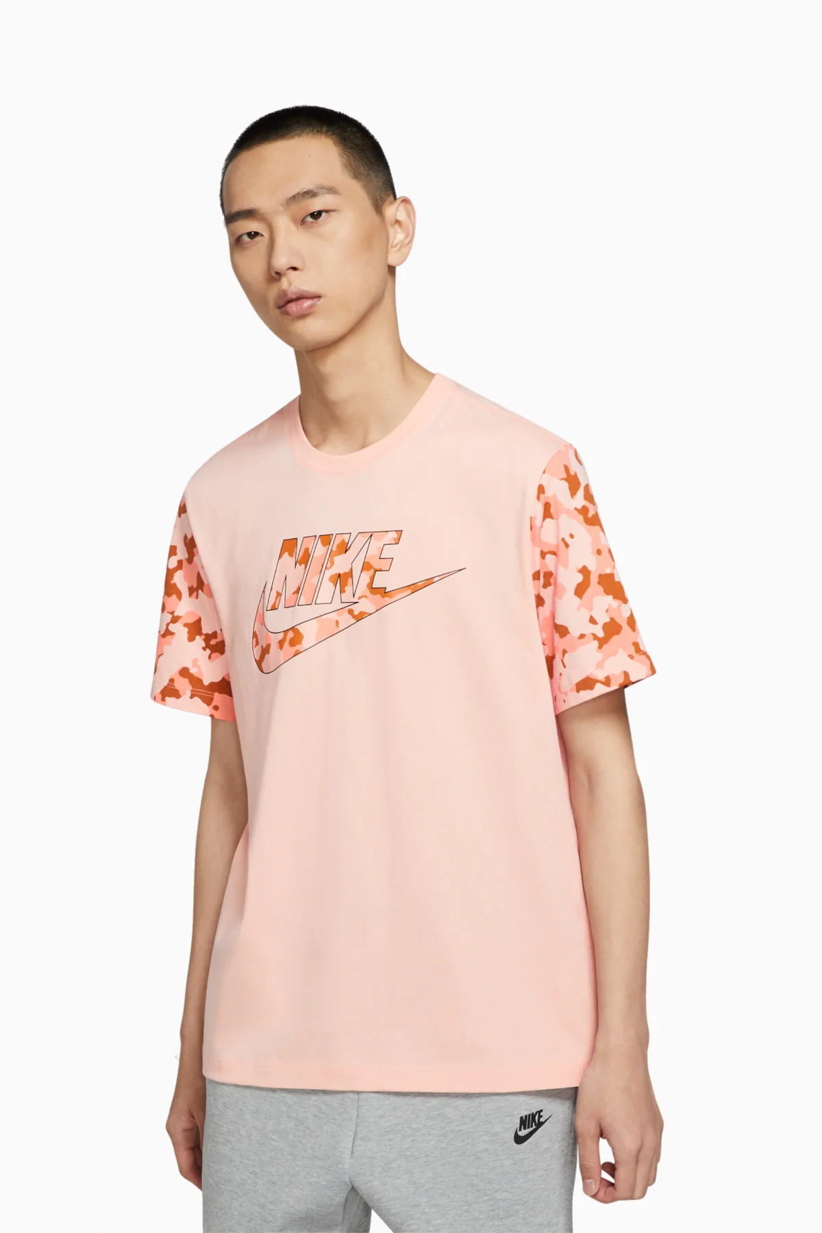 Футболка Nike NSW Tee Futura Club (бавовна)