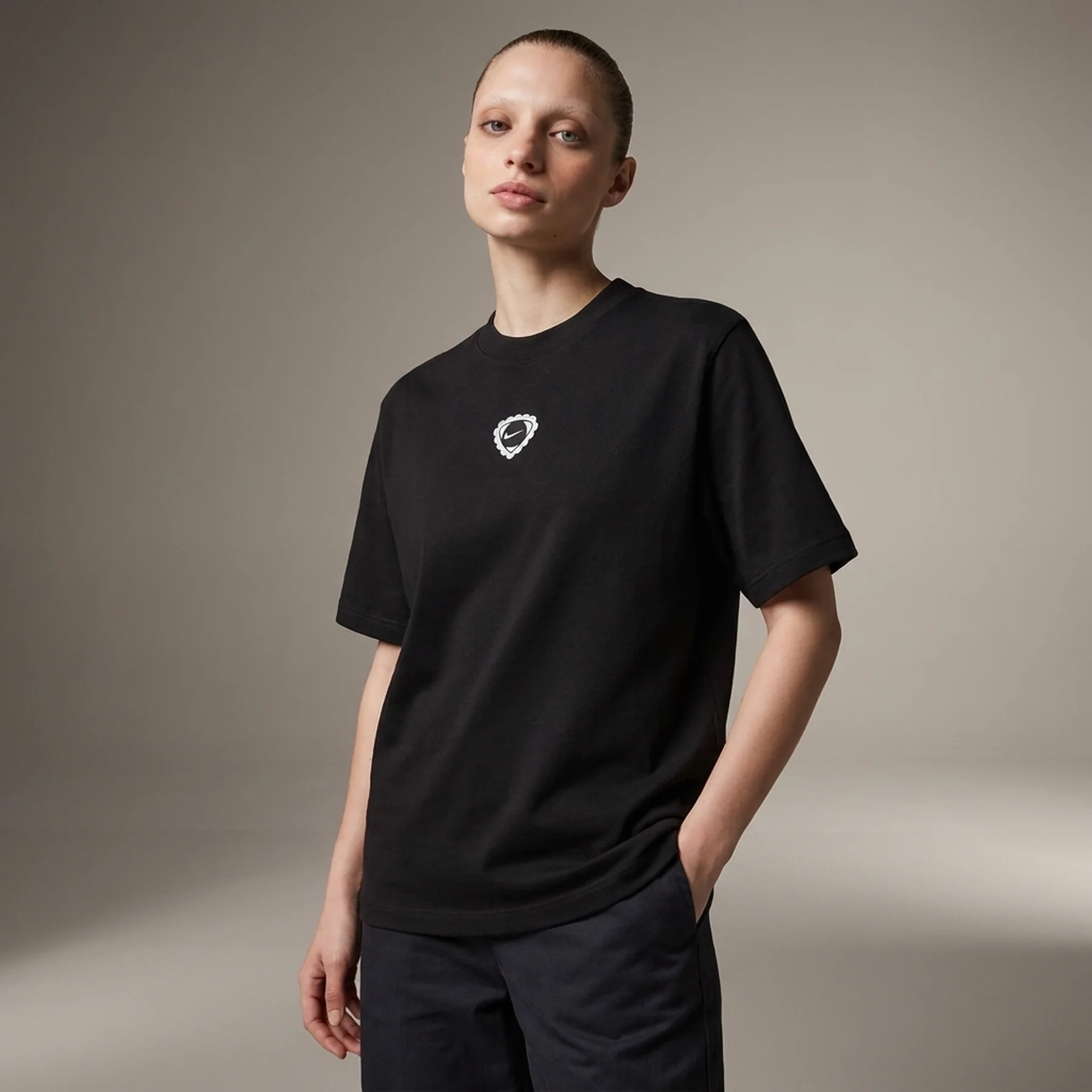 Футболка Nike Sportswear