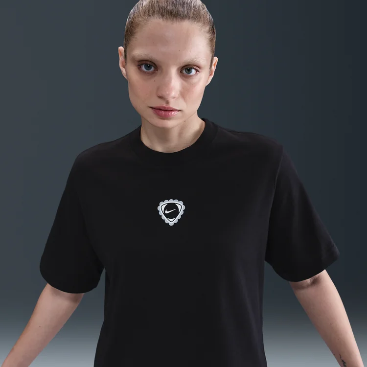 Футболка Nike Sportswear