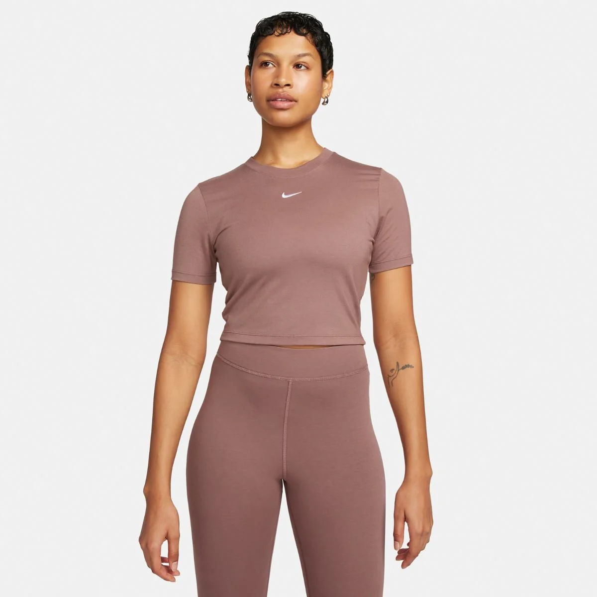 Футболка Nike W Nsw Essntl Slm Crp FB2873-208