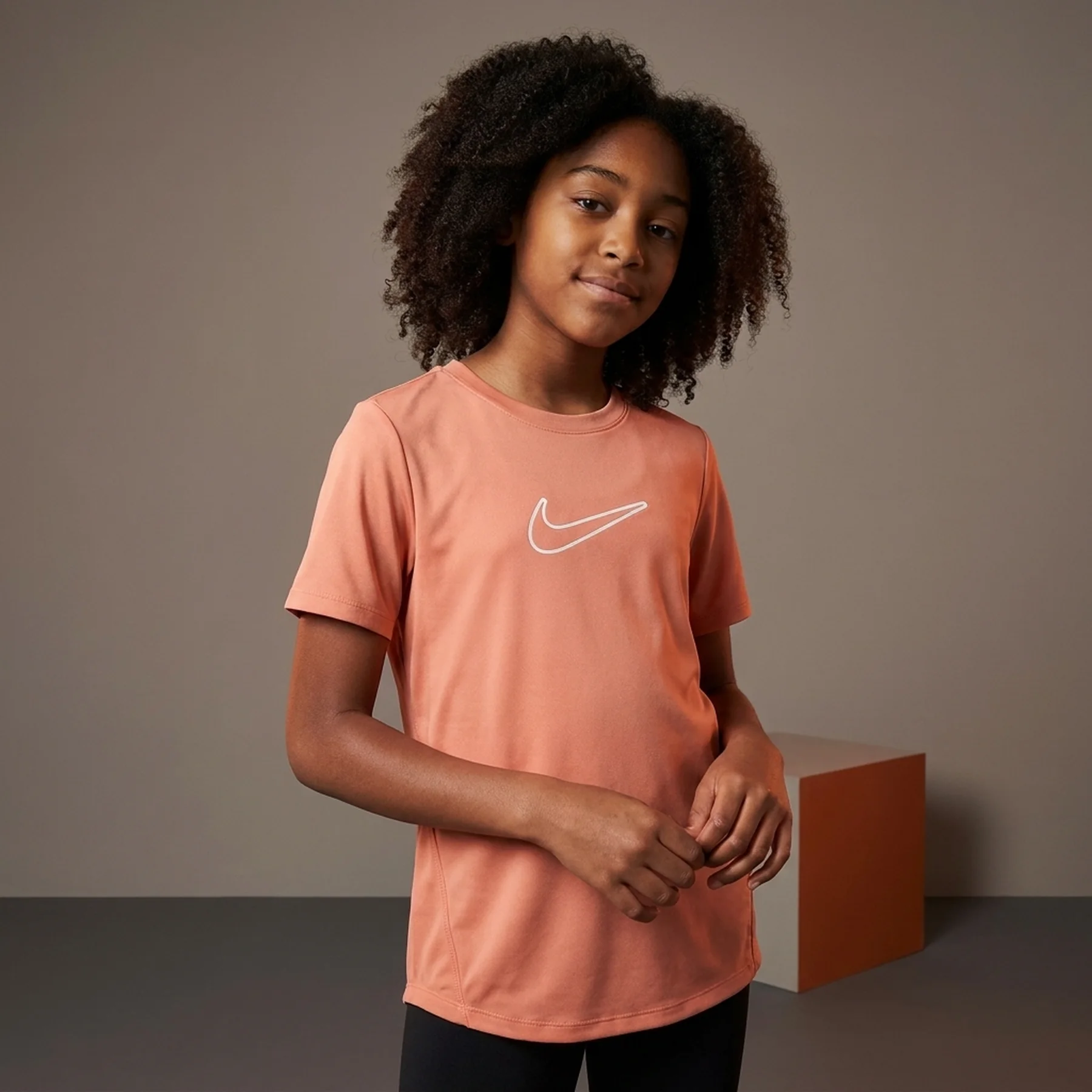Футболка підліткова Nike One Fitted Dri-Fit Short-Sleeve Top (FZ5600-844)