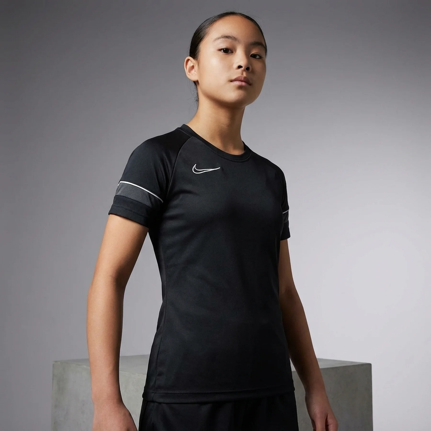 Футболка підліткова Nike Yth Dri-Fit (CW6103-014)