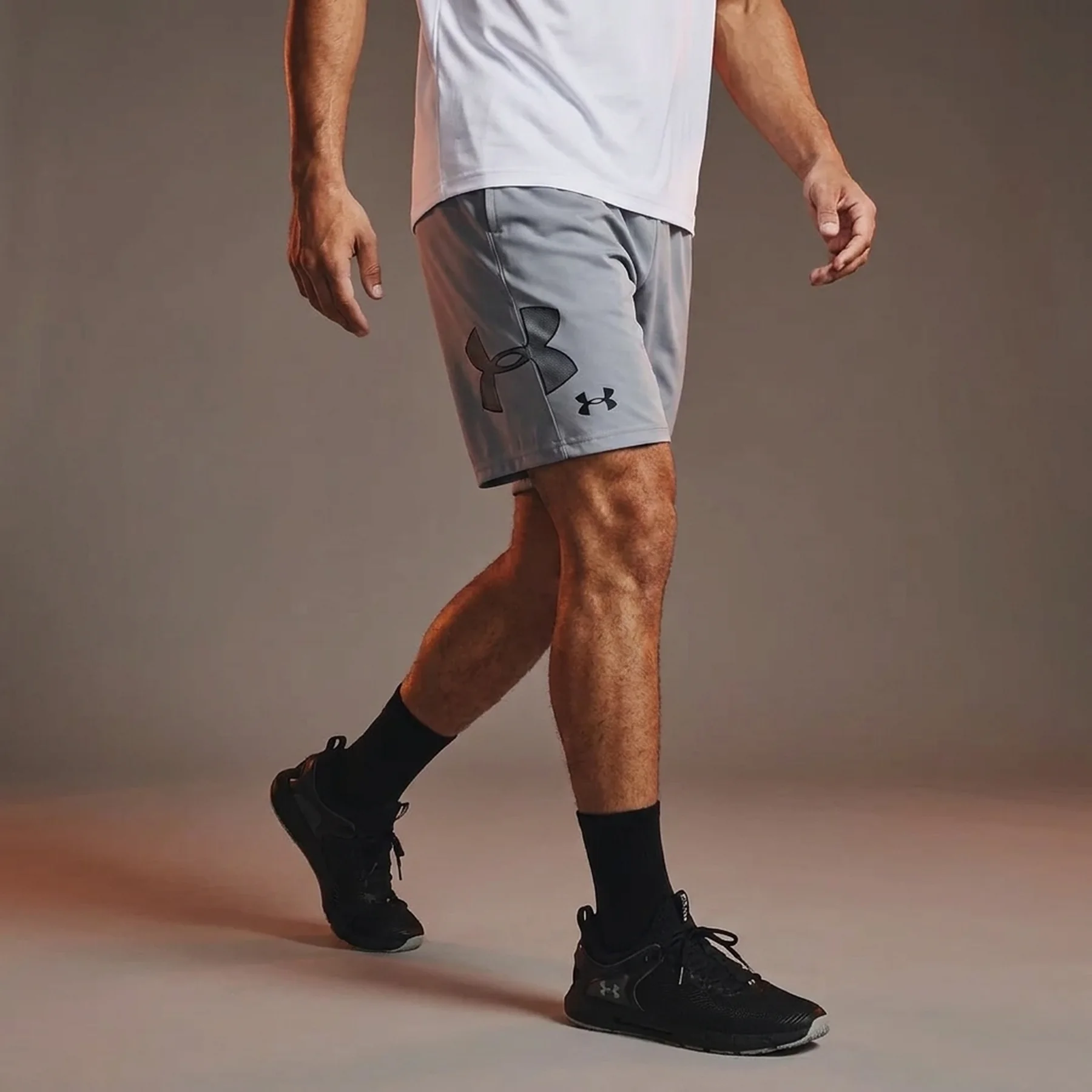 Футболка Under Armour Tech Graphic