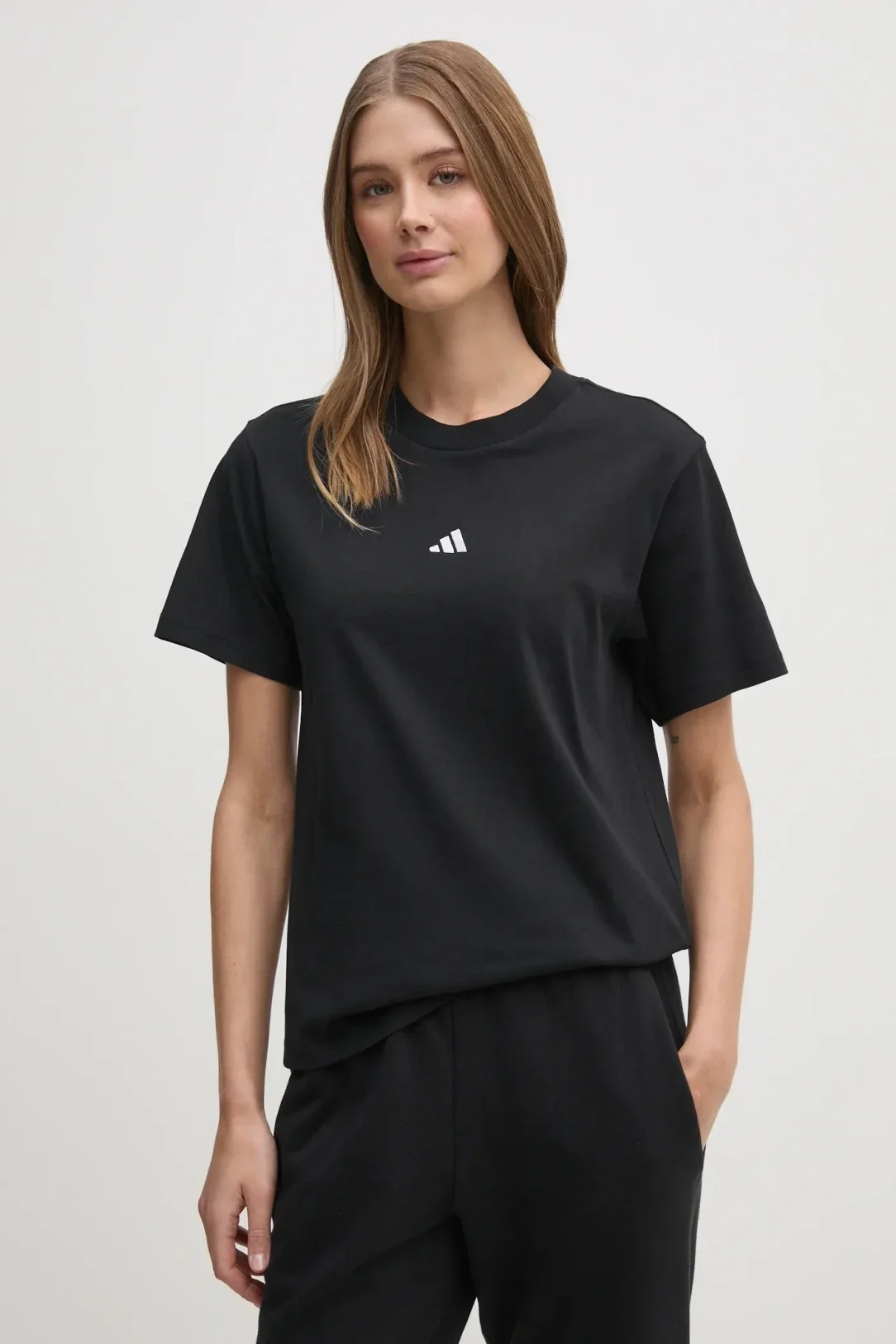 Футболка жіноча Adidas Sl Sj T (JC5943)